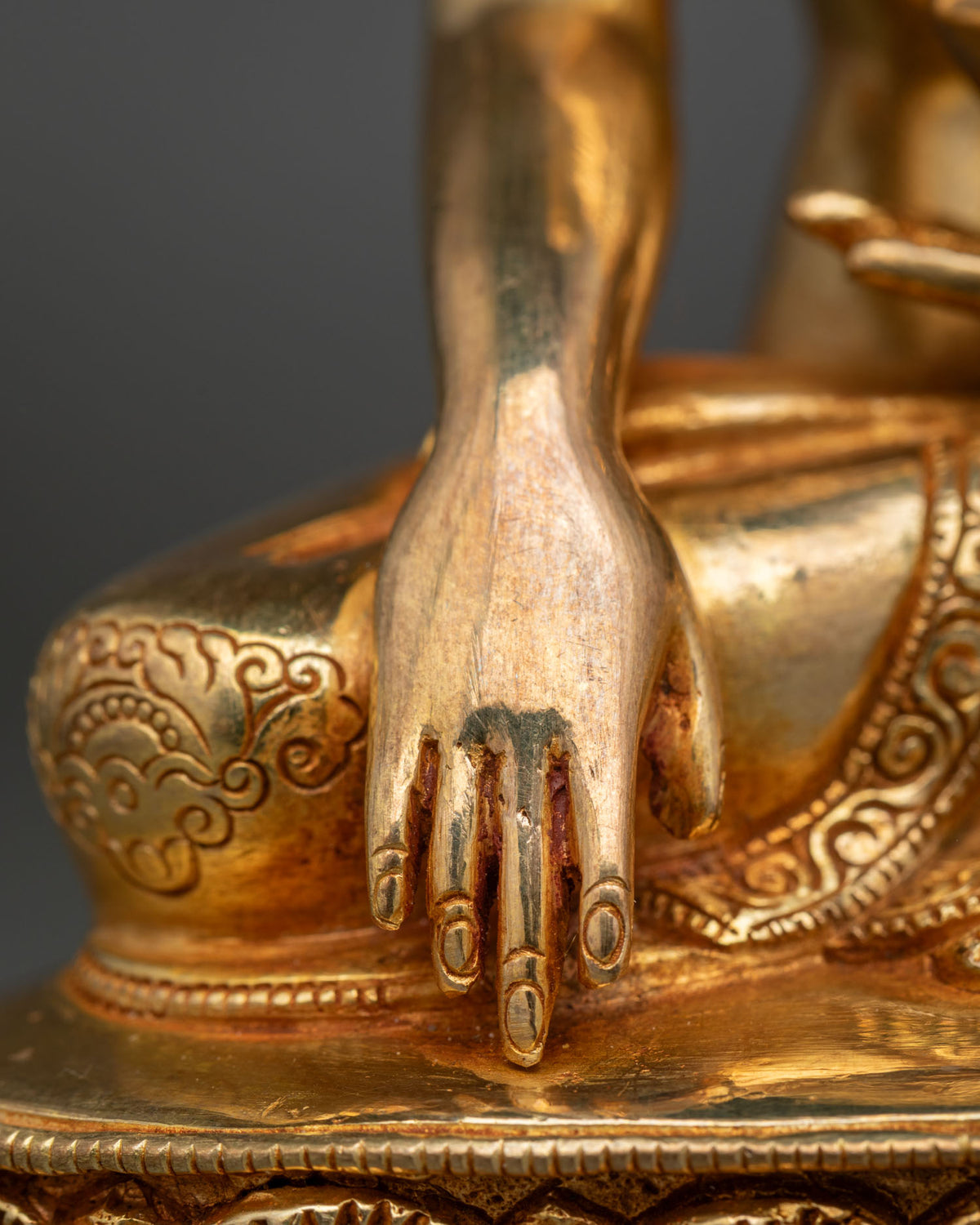Buddha Shakyamuni Statue