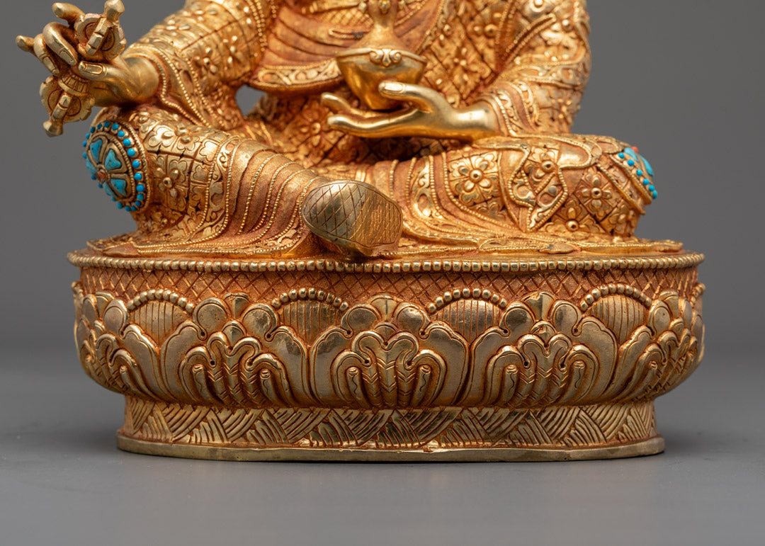 Guru Rinpoche Statue for Meditation and Blessings