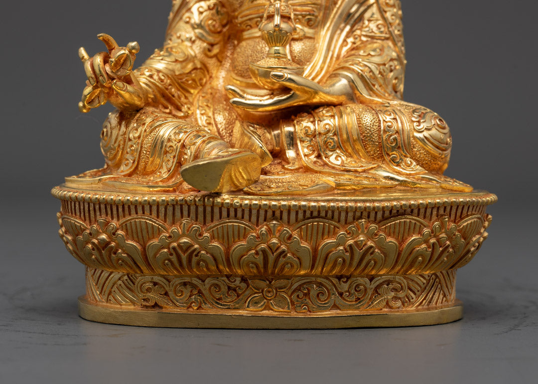 Guru Rinpoche Statue "Padmasambhava" | Tibetan Tantric Guru