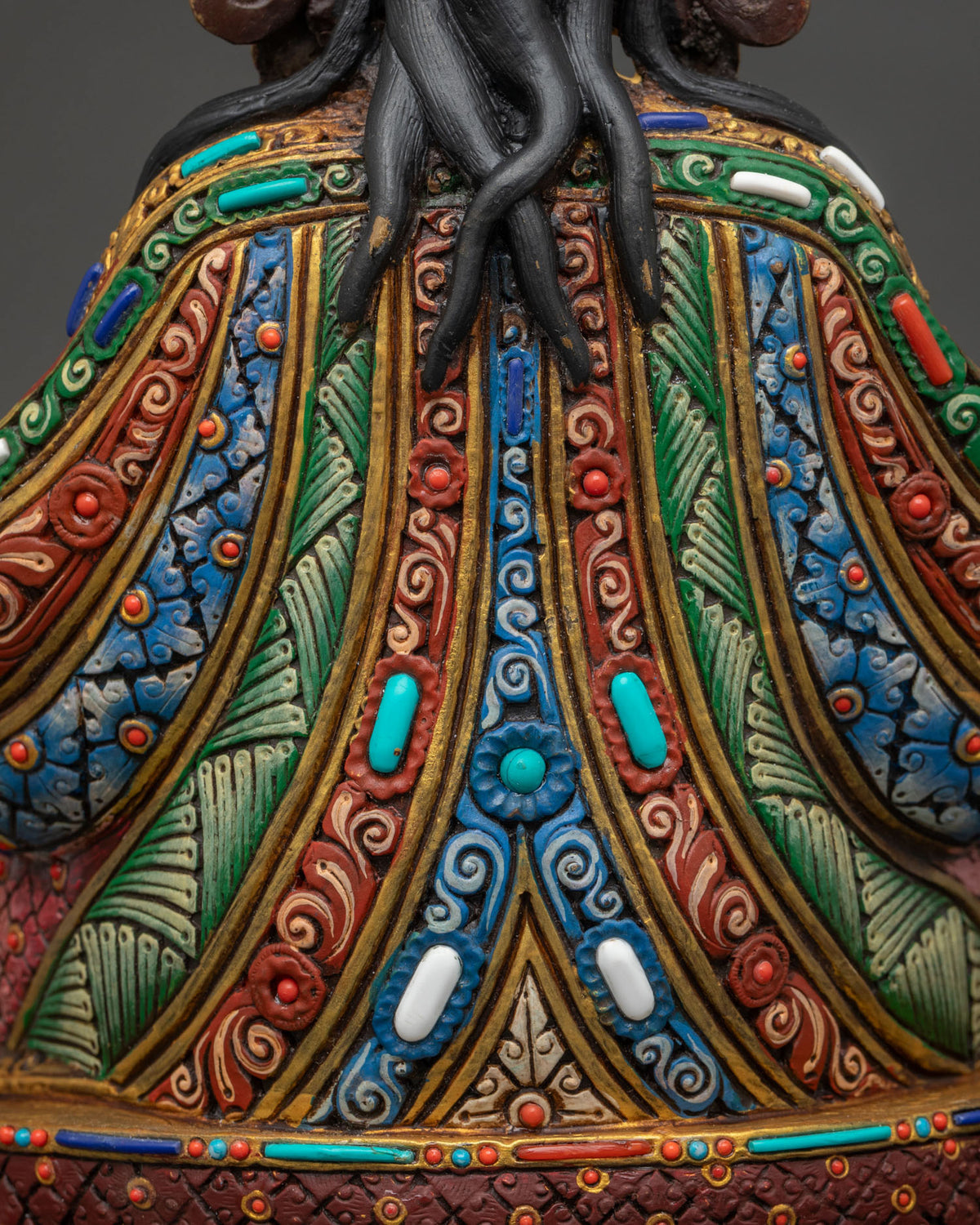 Guru Rinpoche Statue