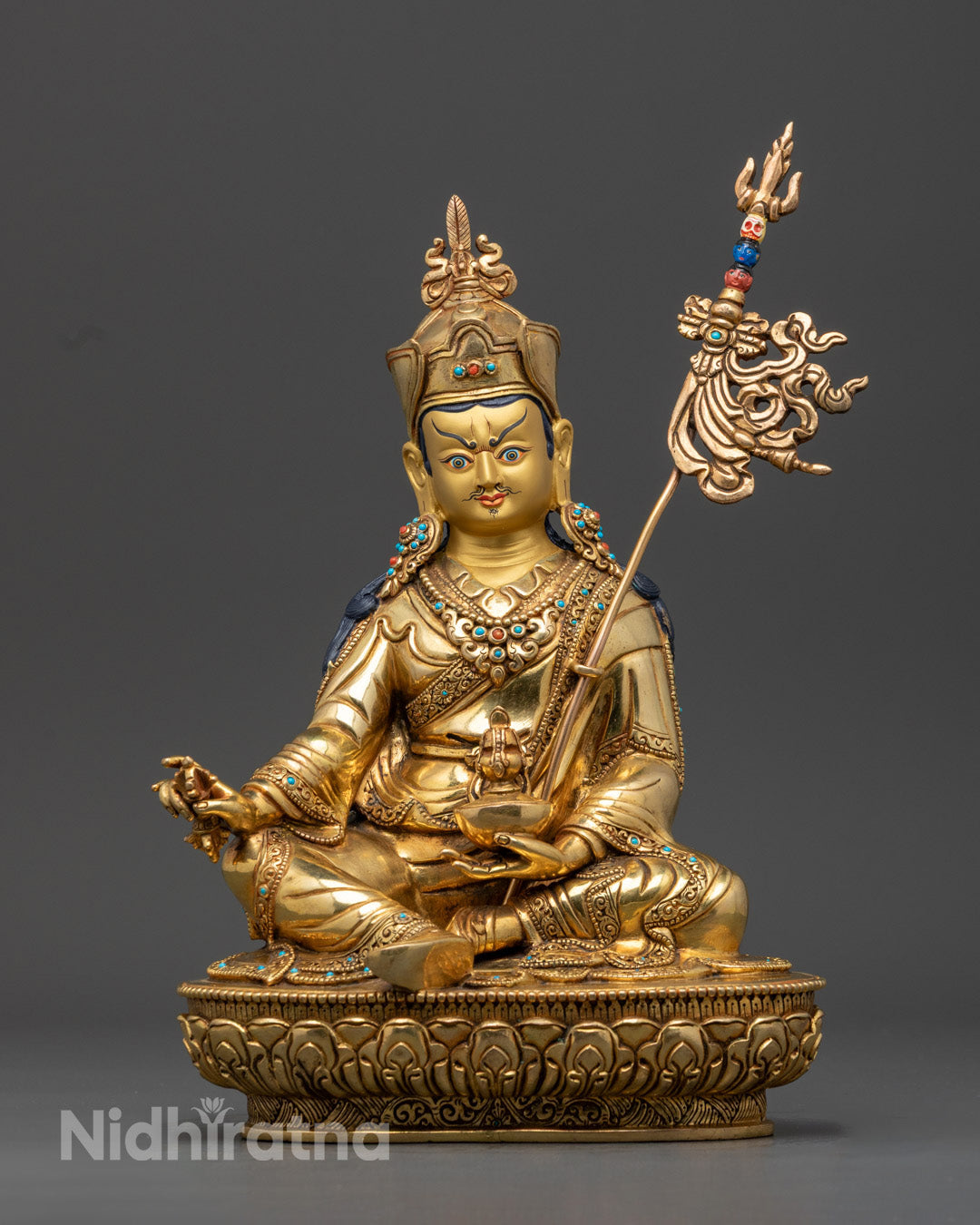 Guru Pema Jungne Padmasambhava Statue