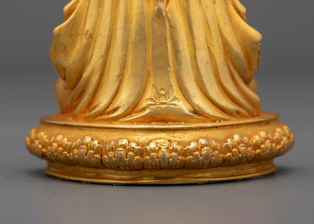 Guru Rinpoche Statue | Enlightened Tibetan Master