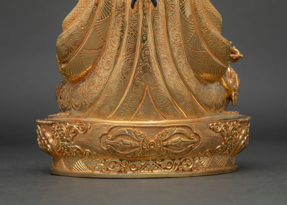Guru Rinpoche Statue for Meditation | Traditional Nepalese Art & Craft
