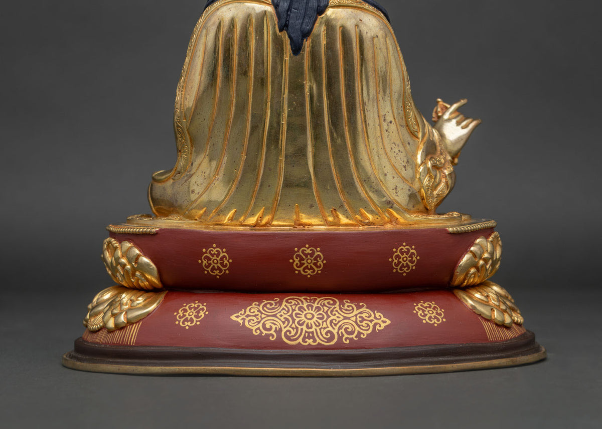 Guru Rinpoche Statue