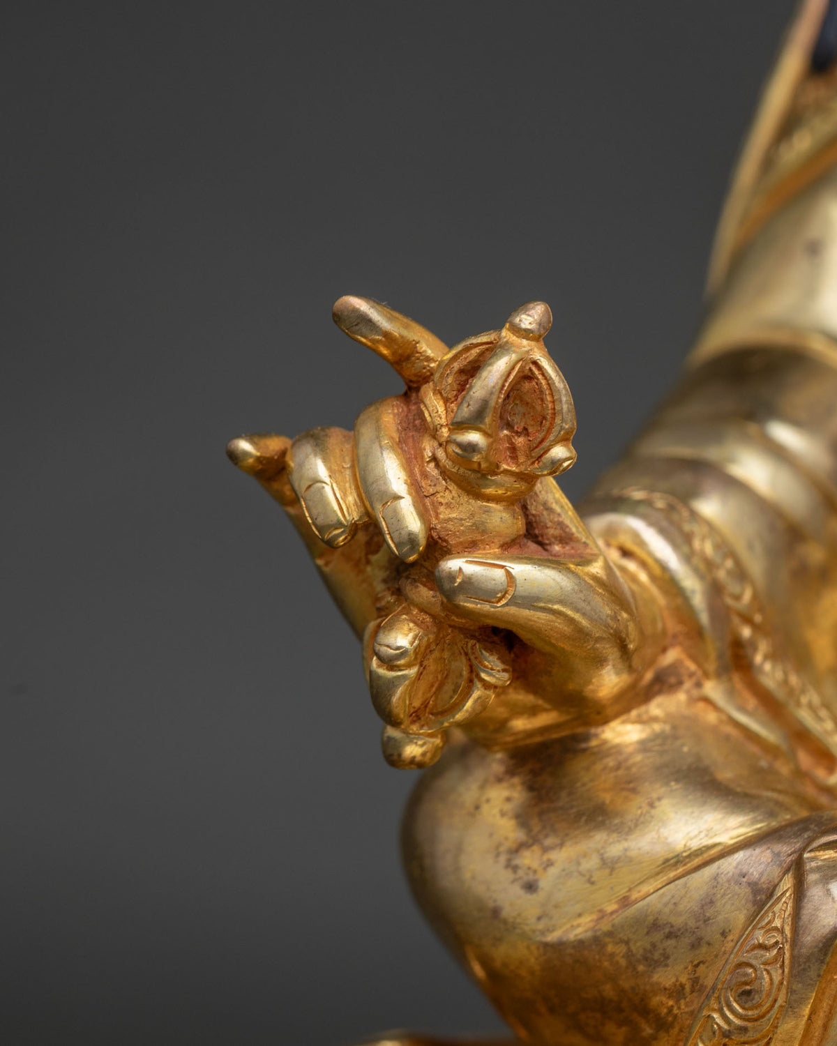 Guru Rinpoche Statue
