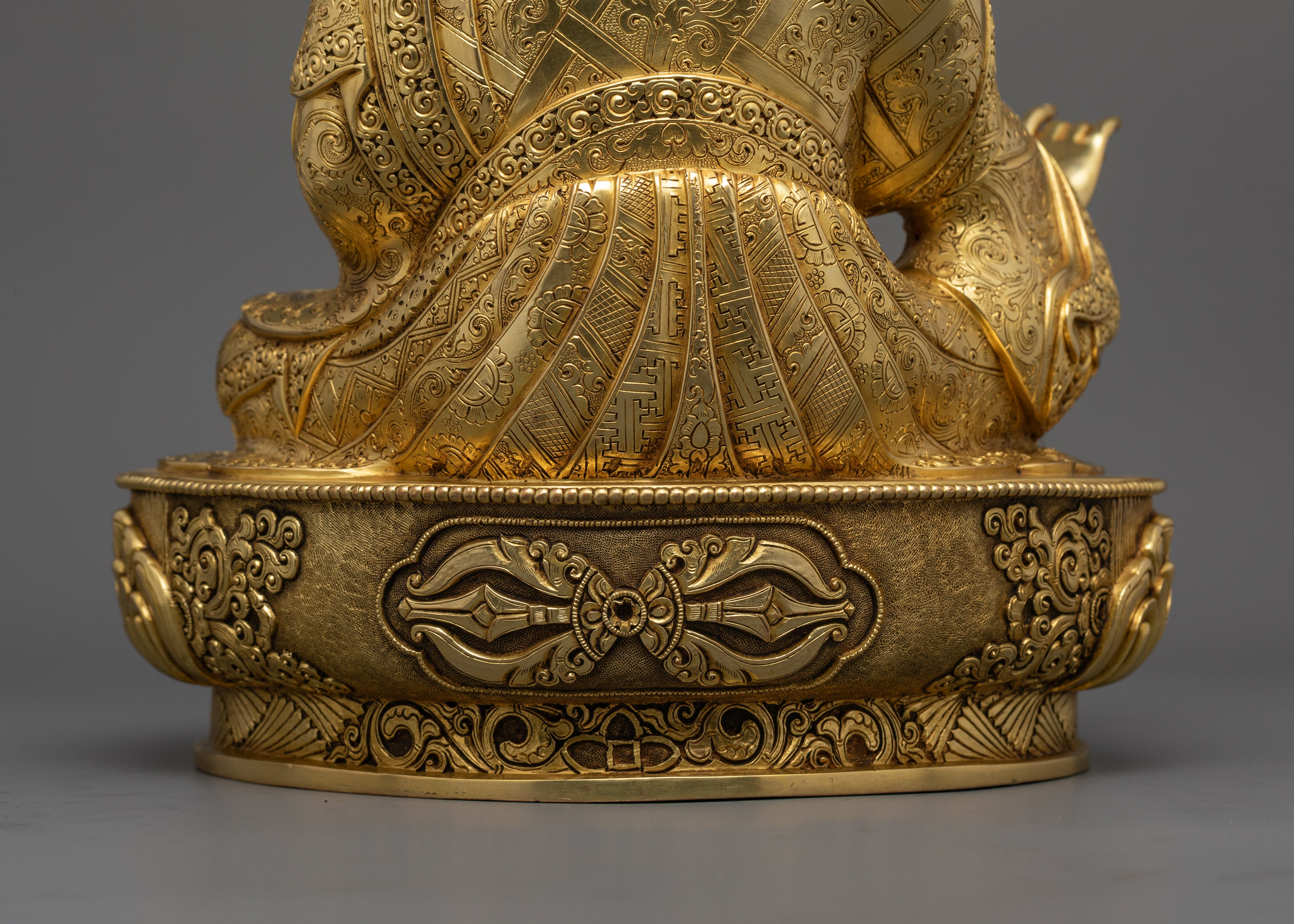 Guru Rinpoche Sculpture | Nepalese Handcrafted Padmasambhava