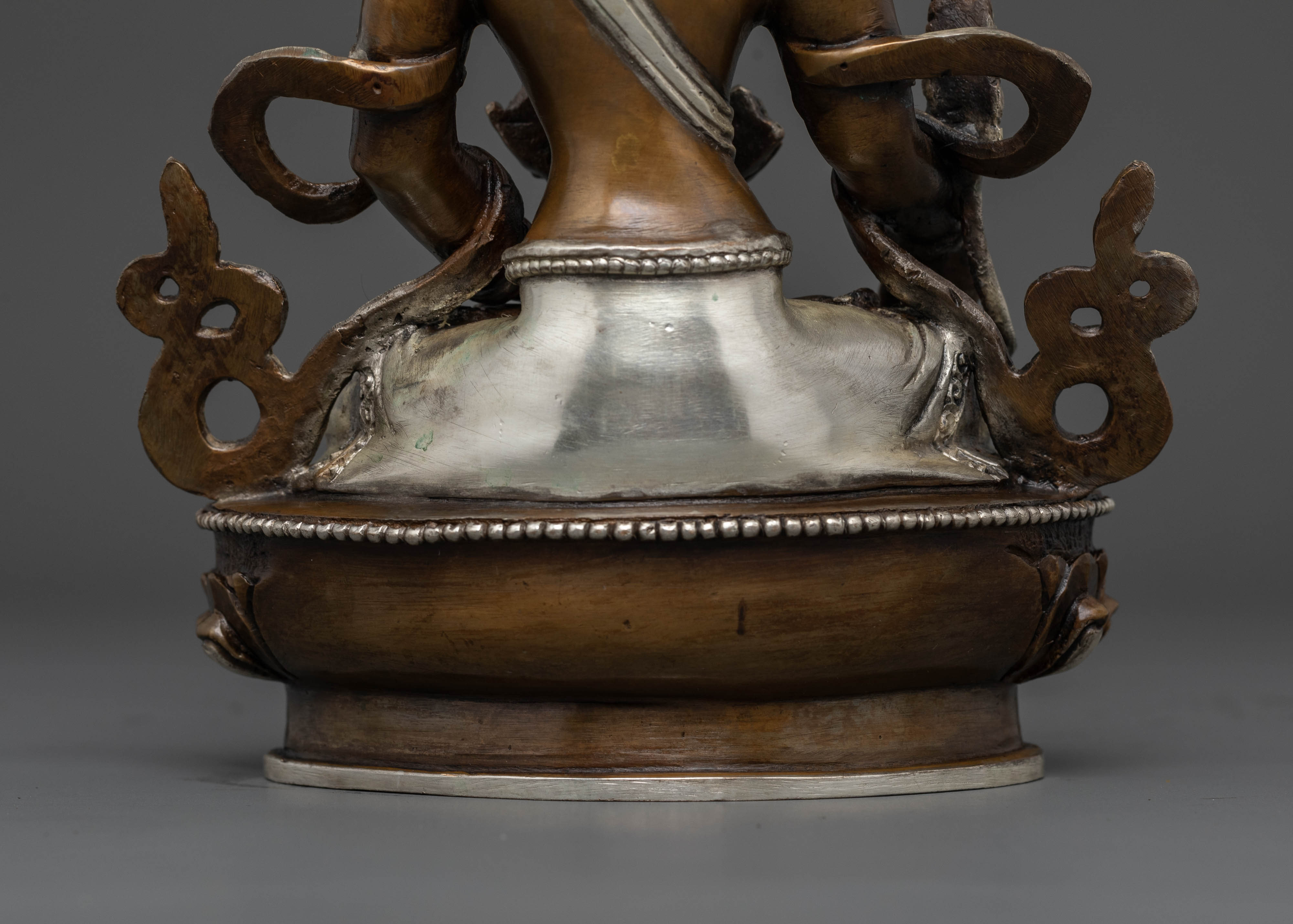 Oxidized Akashgarbha Statue : Keeper of Wisdom and Space