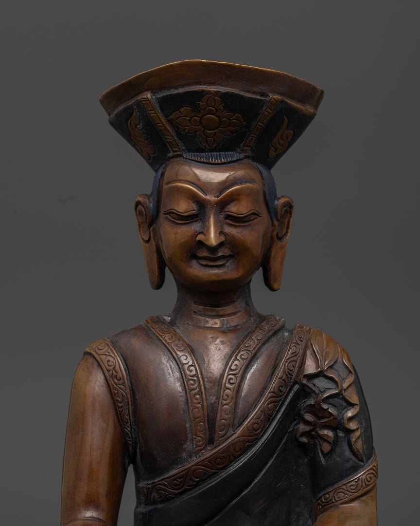 Karmapa Statue: Tibetan Buddhist Art