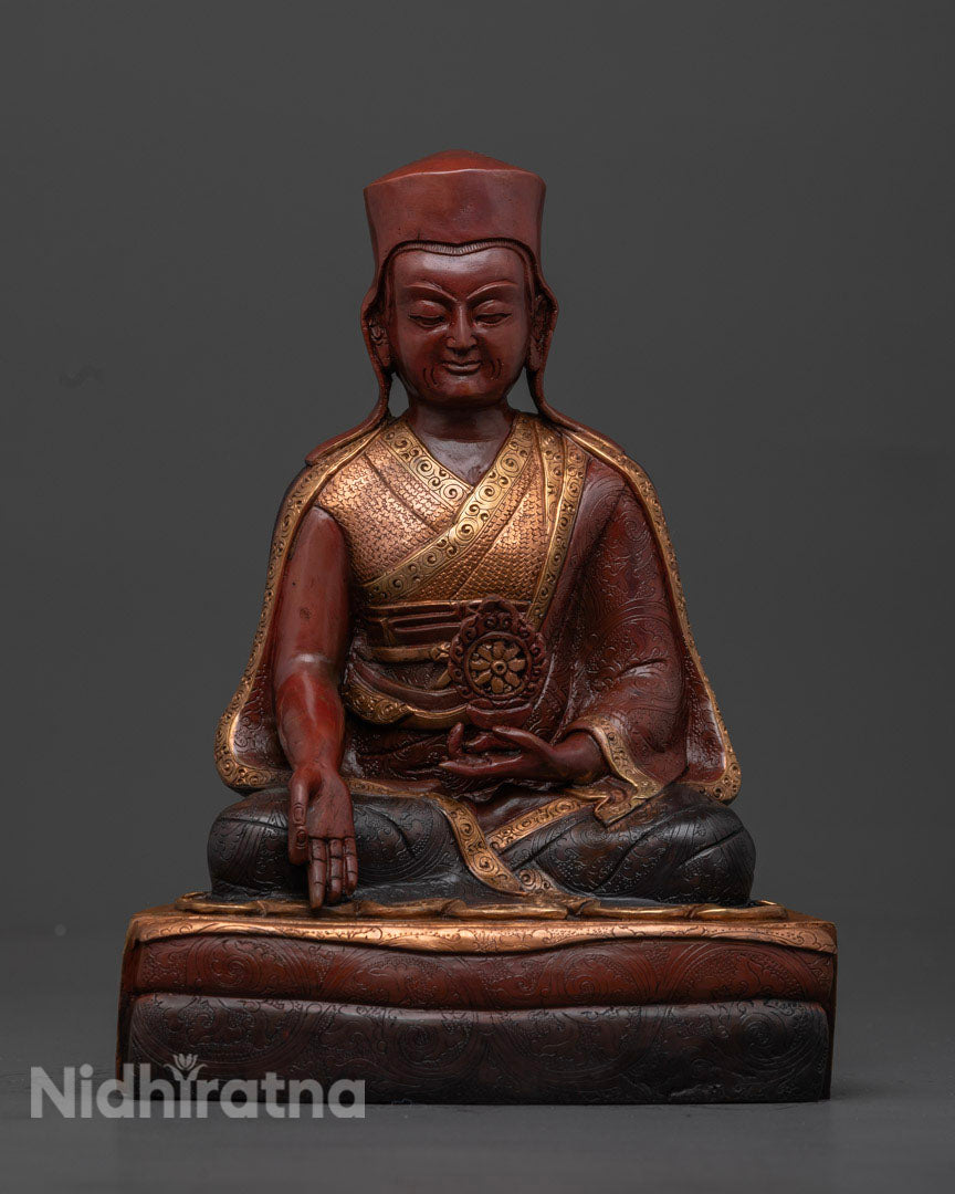 Rare Sakya Master Statue – Meticulous Himalayan Craftsmanship