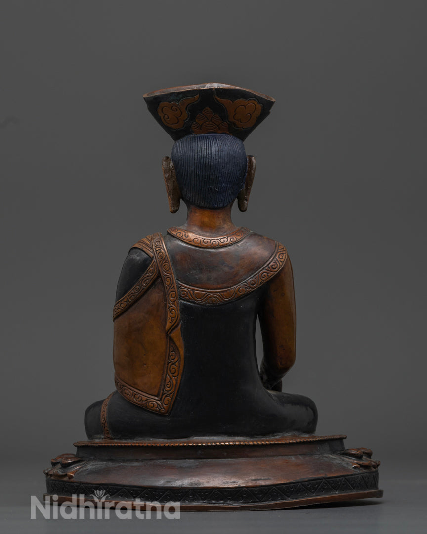 Karmapa Statue: Tibetan Buddhist Art