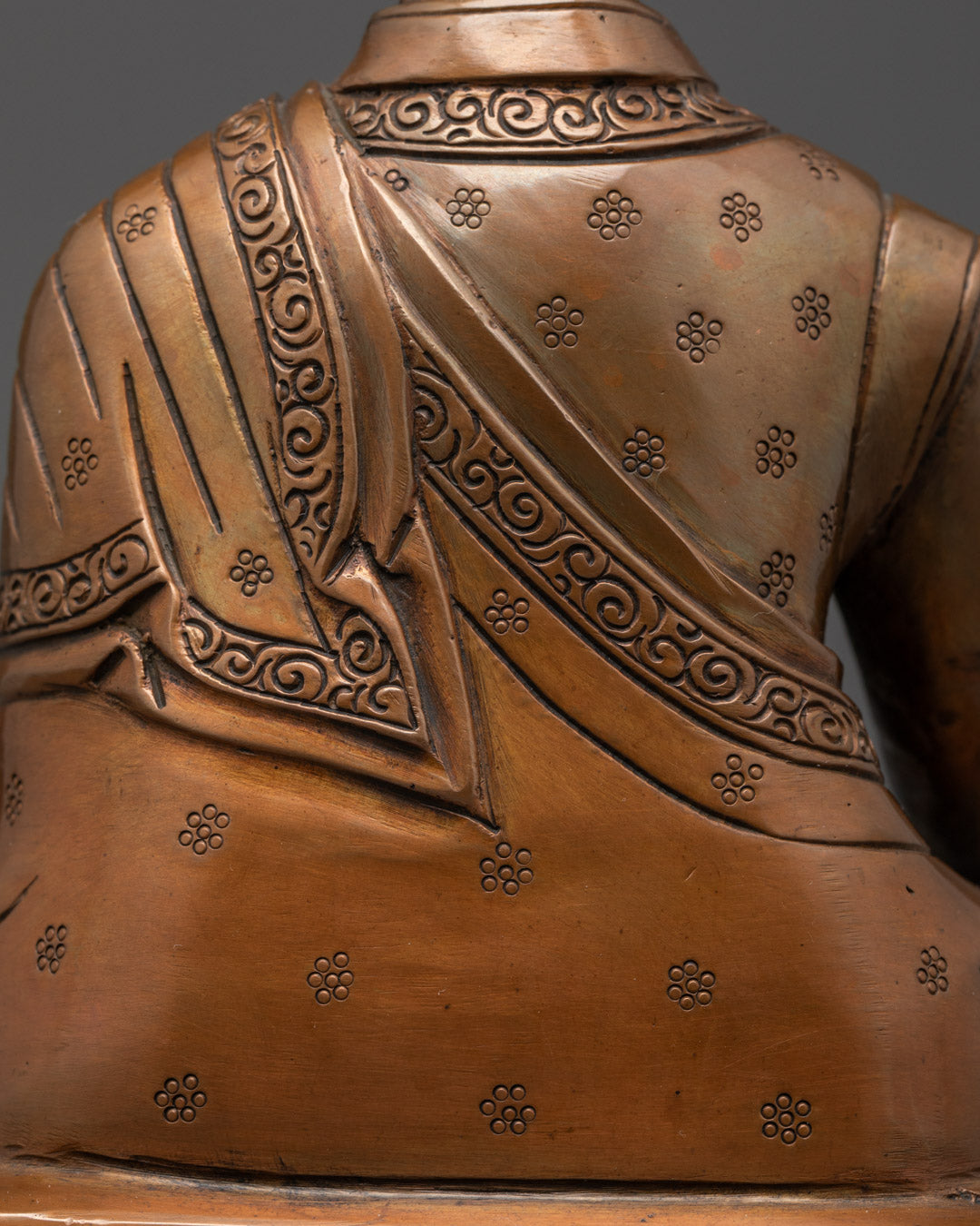 The First Drukpa Choegon Rinpoche Statue | Great Master