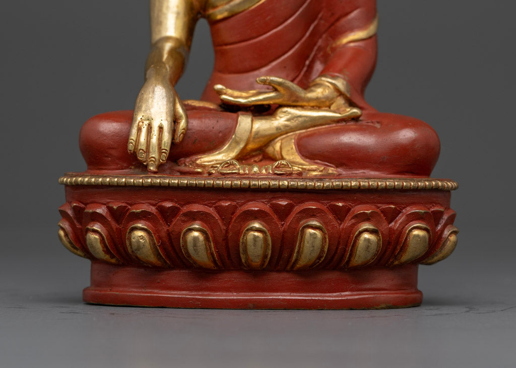 Karmapa Dusum Khyenpa Statue | Handcrafted Tibetan Art