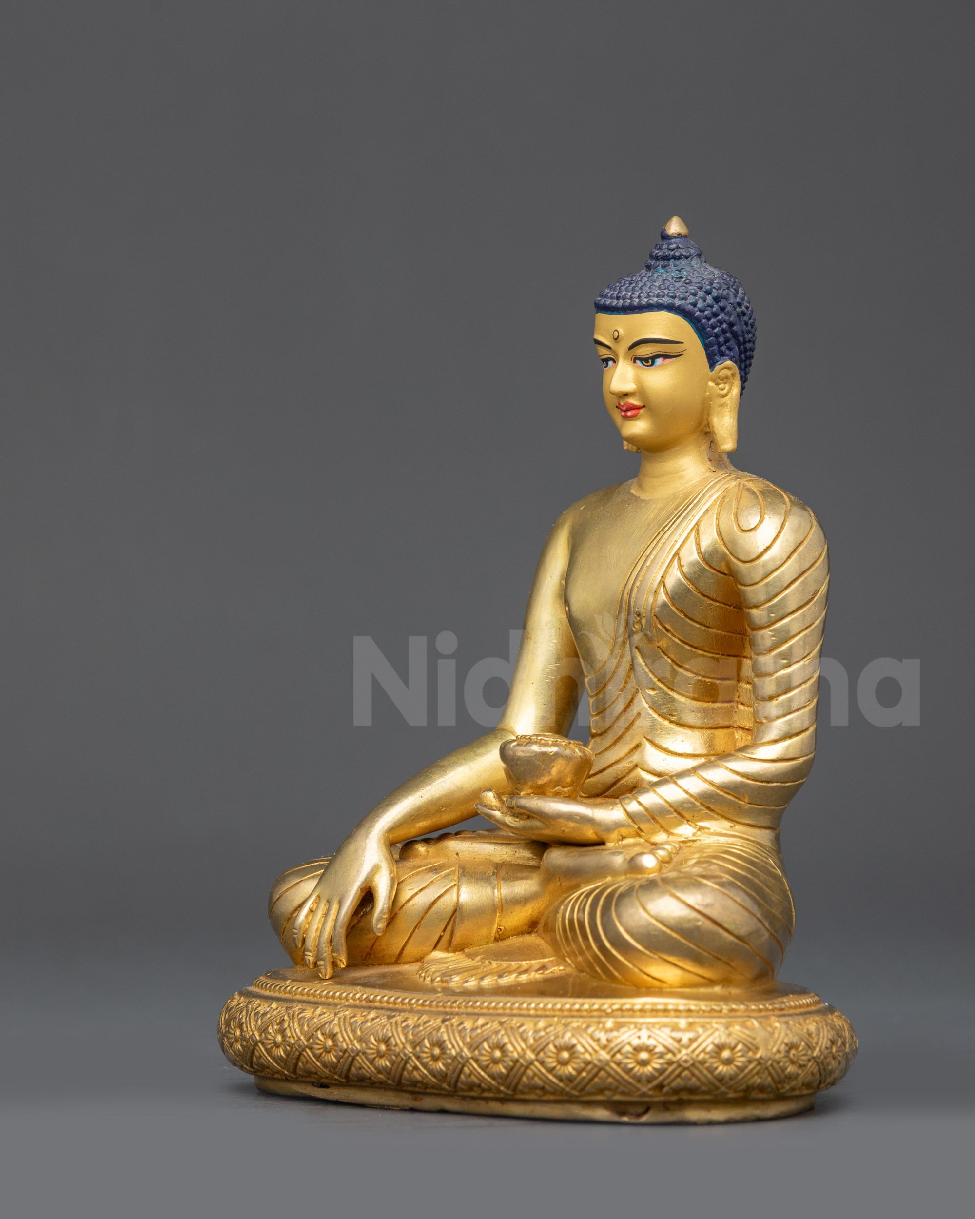 Left view side Shakyamuni Buddha statue copper alloy gold fire-gilded finish