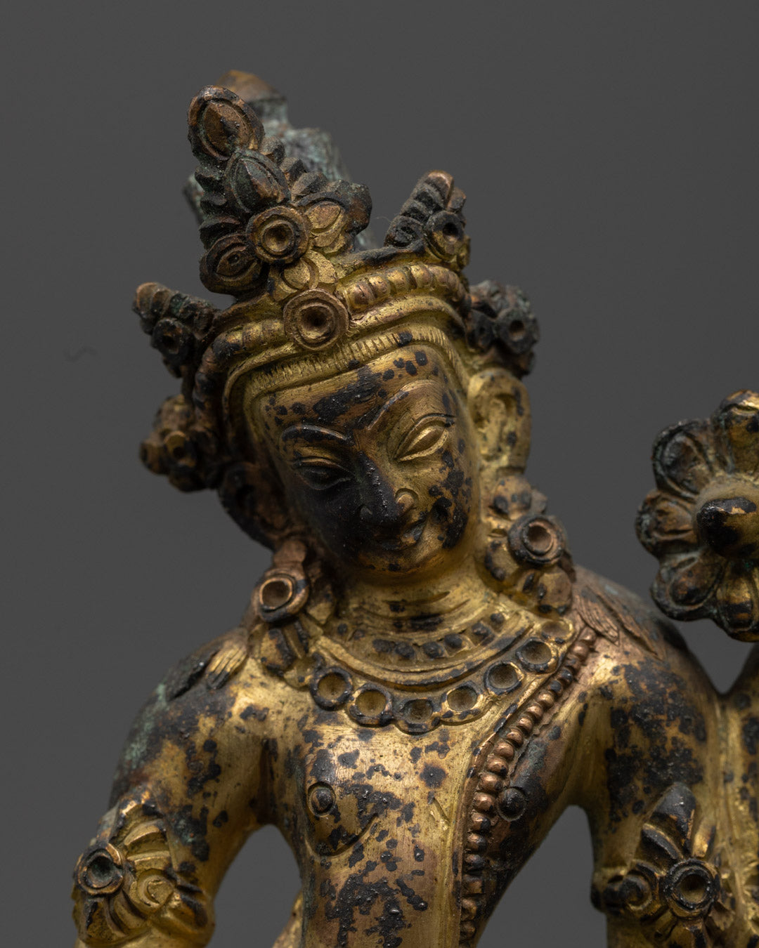 Sacred Lokeshvara Statue | Chenrezig Radiating Compassion