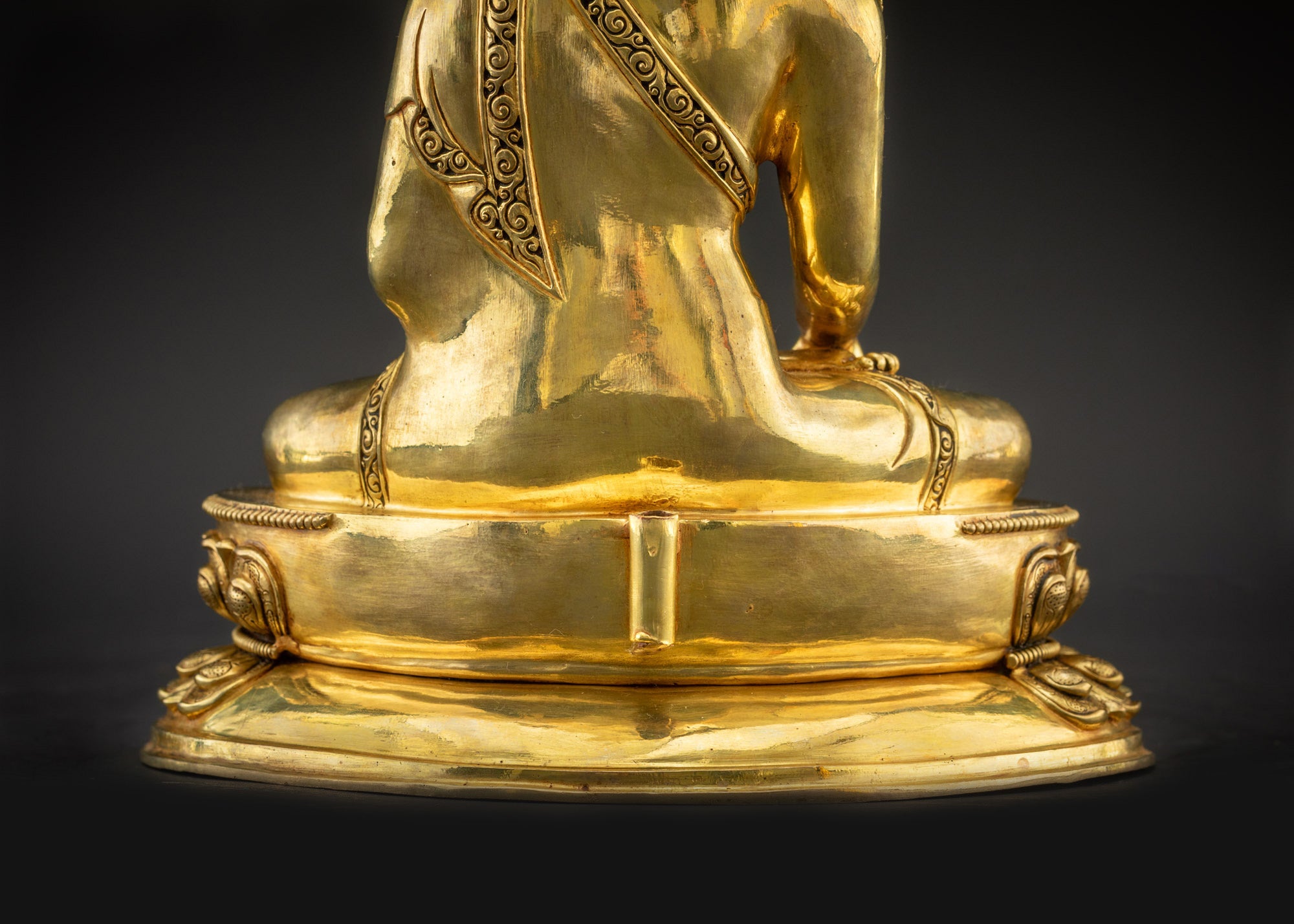 Lower landscape back view of sacred Jowo Rinpoche Buddha statue without halo