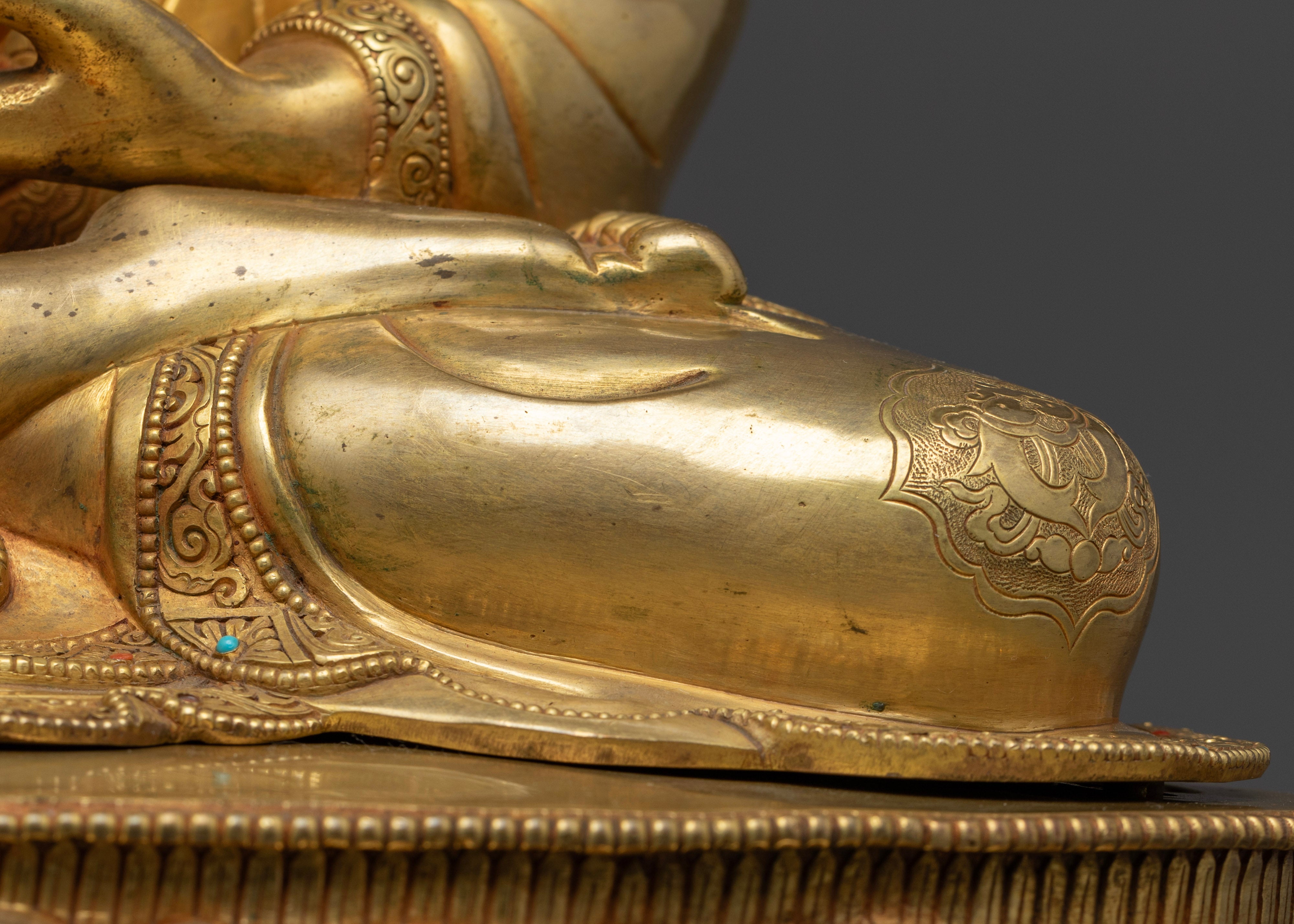 Medicine Buddha: The Deity of Healing and Enlightenment