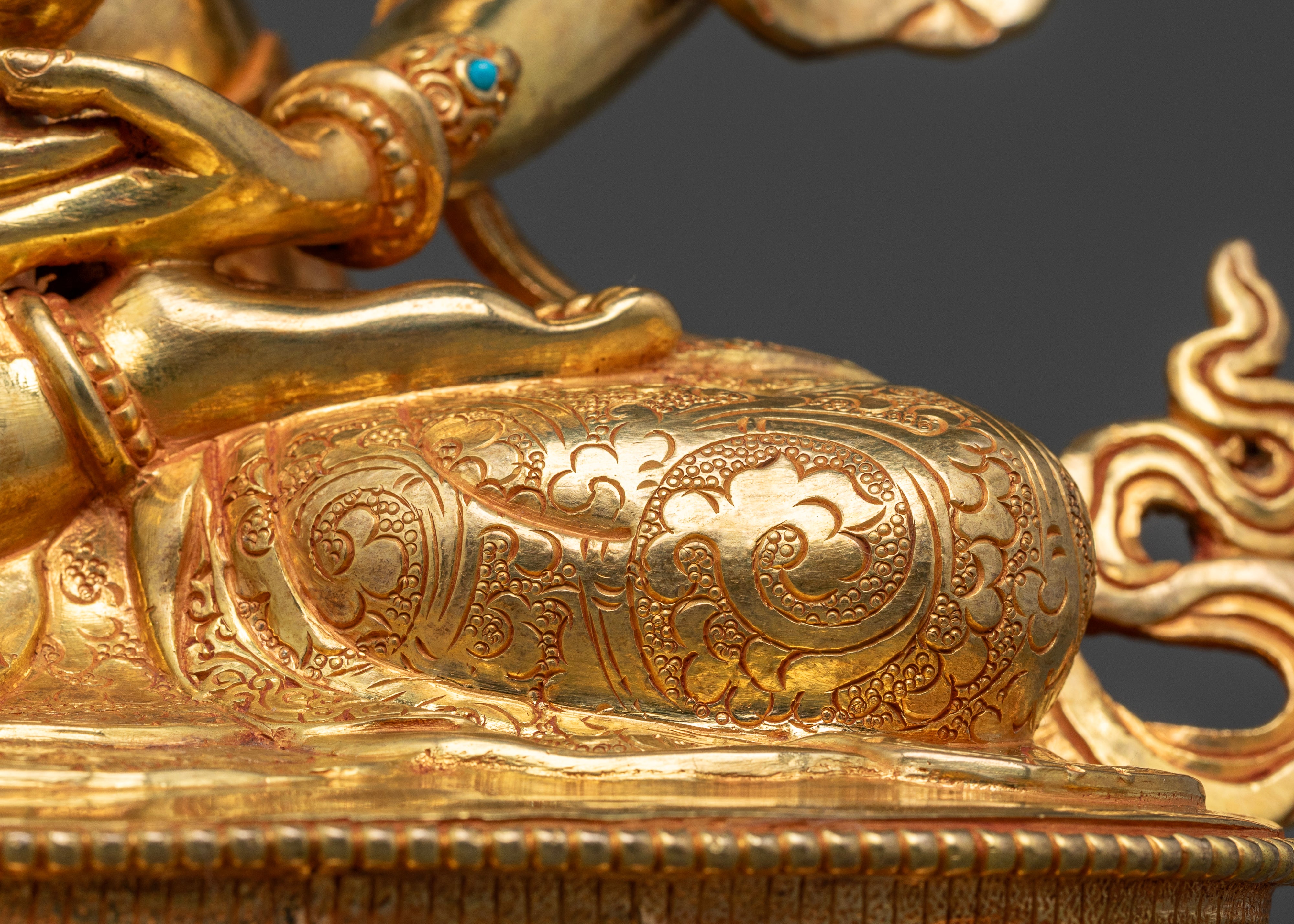 Gold Amitayus: The Buddha of Boundless Life and Serenity