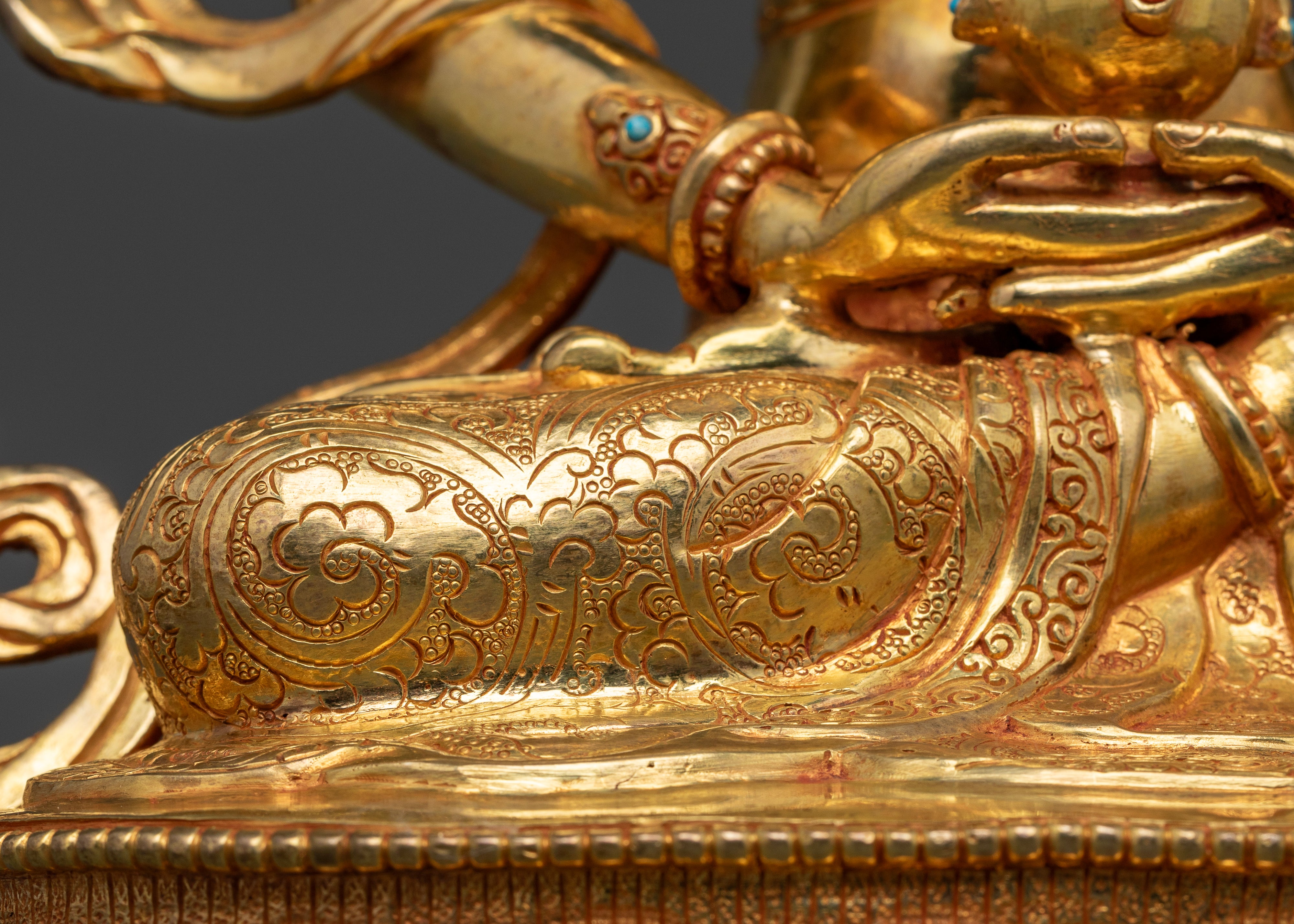 Gold Amitayus: The Buddha of Boundless Life and Serenity
