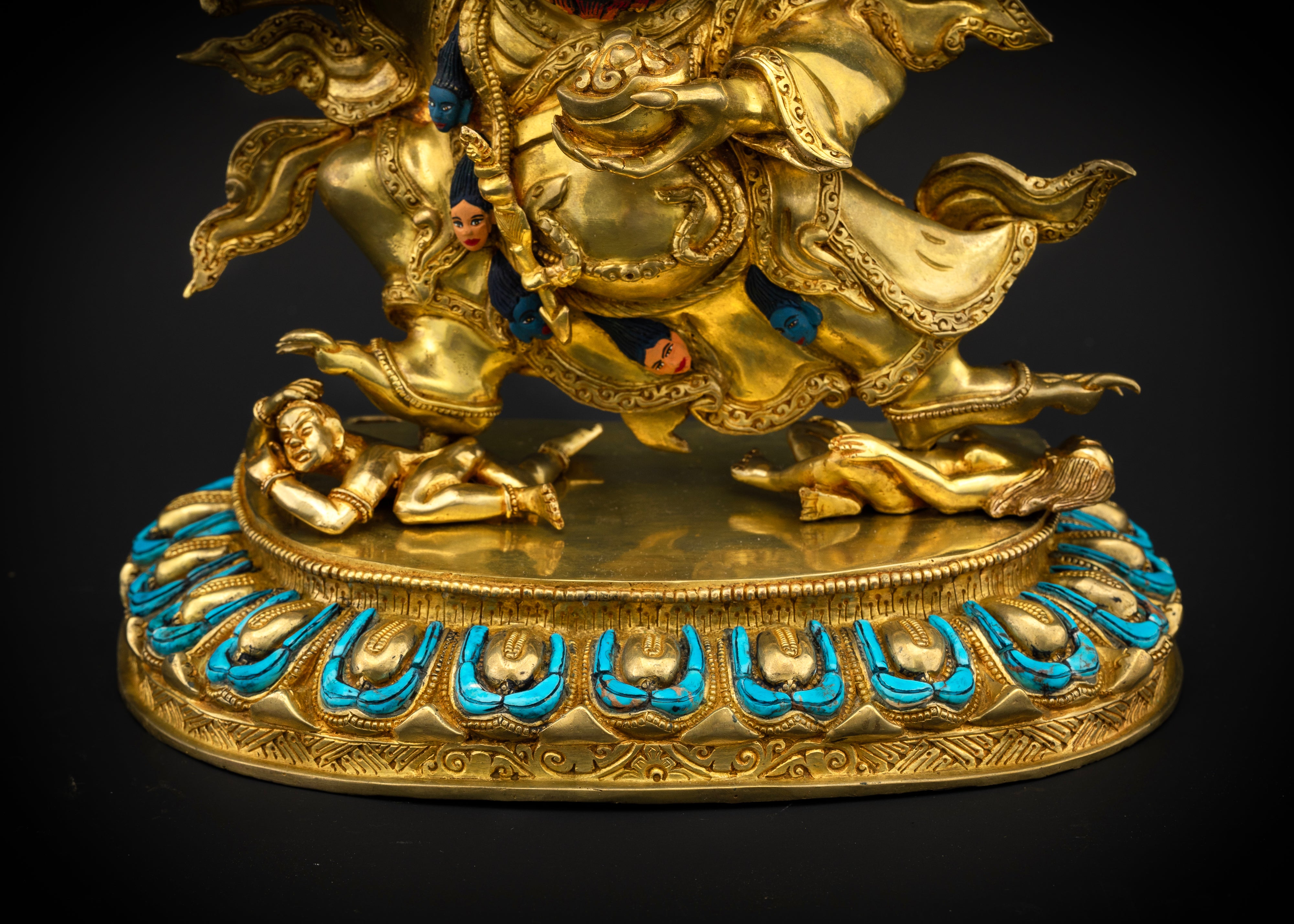 Majestic Mahakala Bernagchen: The Standing Defender of Spirituality