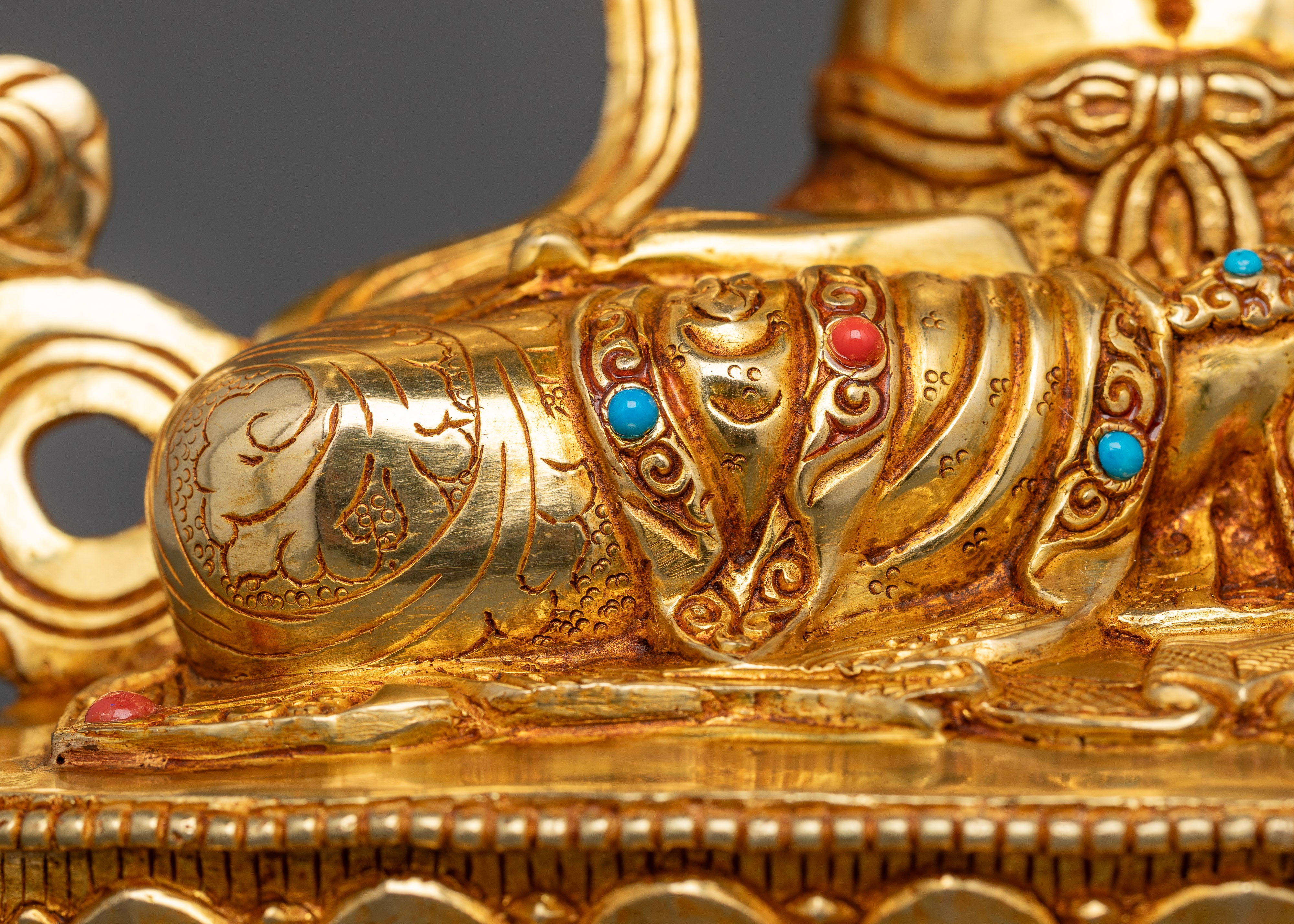 Gold Gilded Manjushri Statue: The Radiant Embodiment of Wisdom and Enlightenment