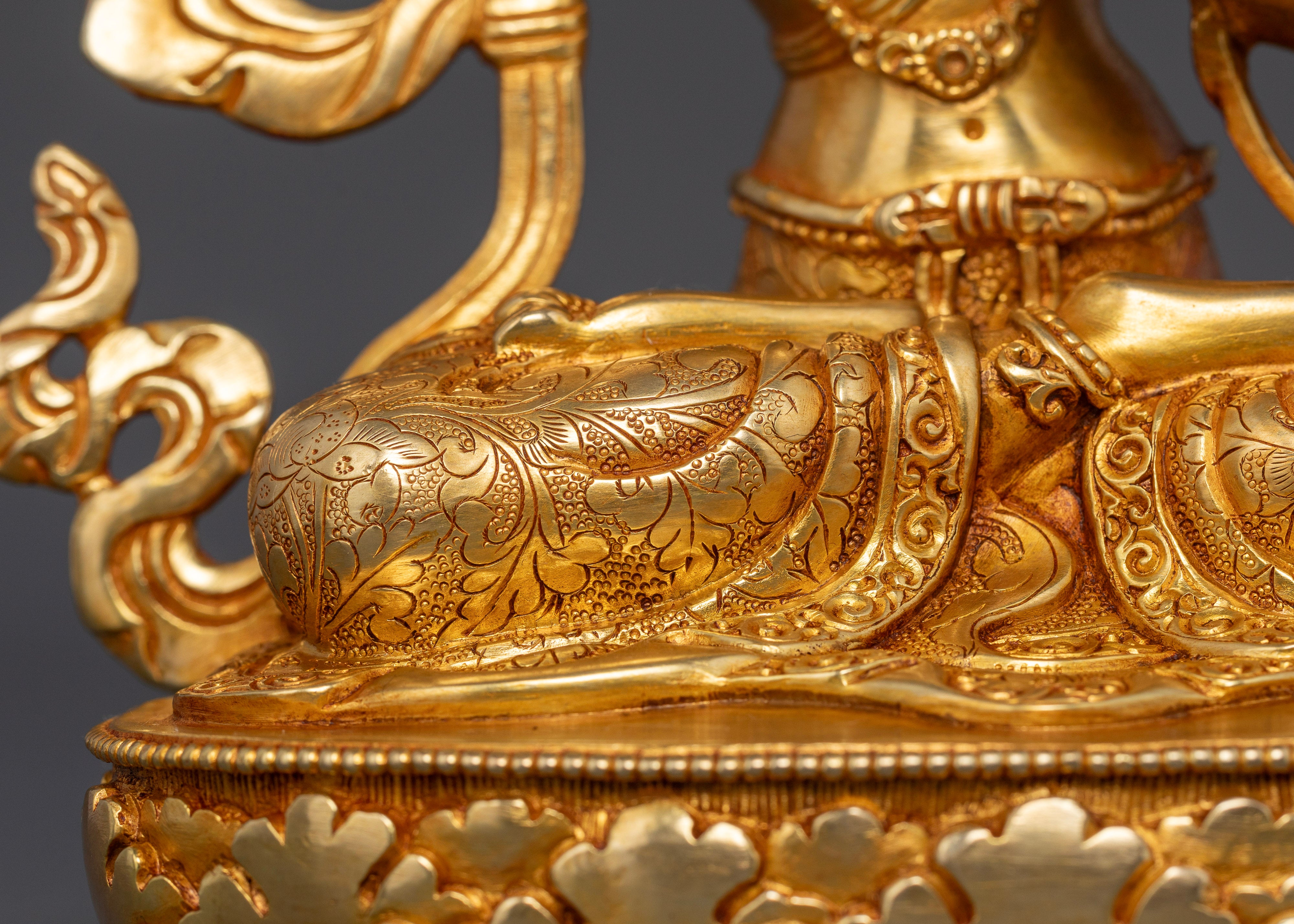 Manjushri Bodhisattva Statue: Embodiment of Divine Wisdom