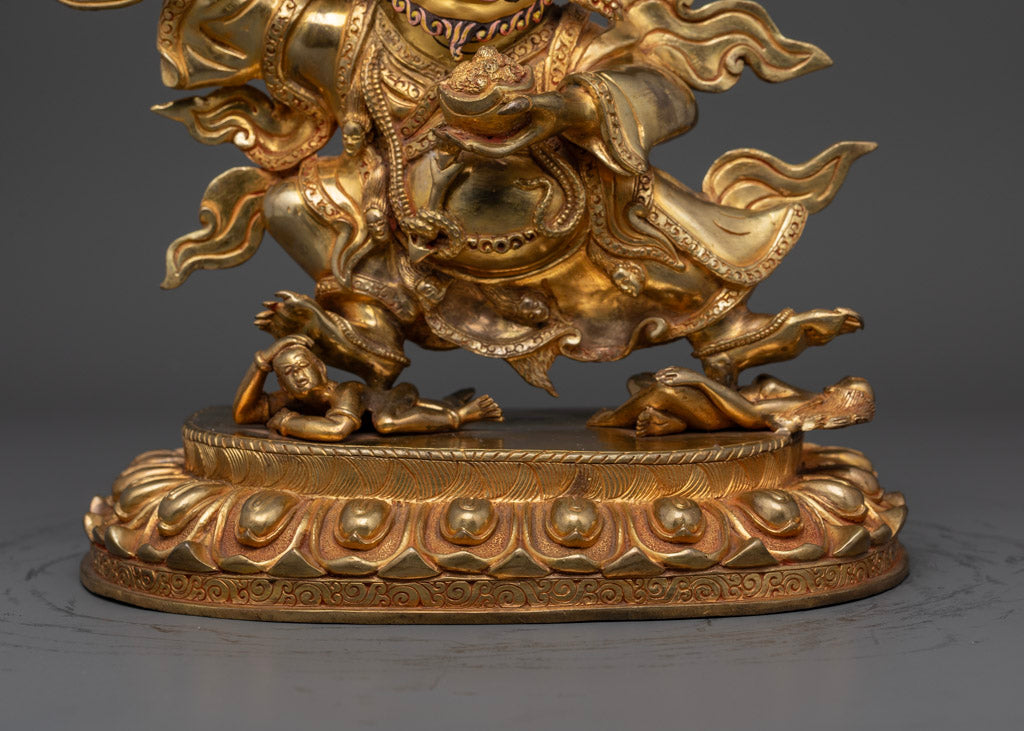 Mahakala Bernagchen "The Black Cloak" Statue