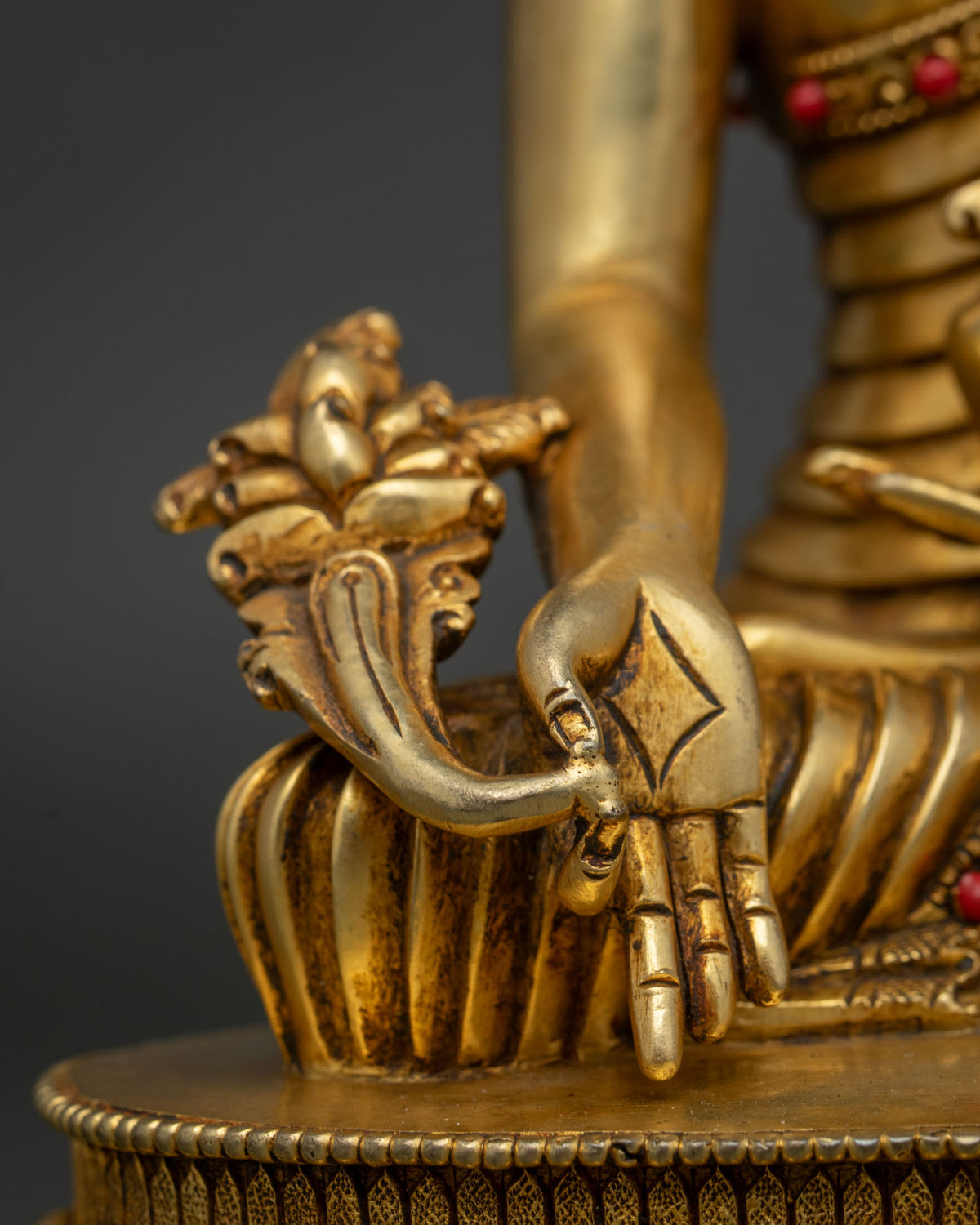 Medicine Buddha Statue
