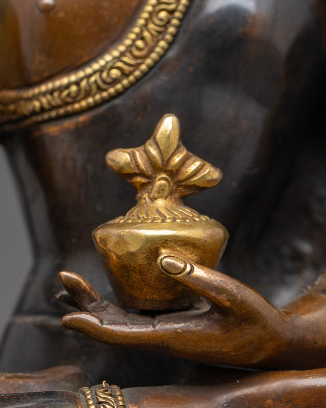 Crown Medicine Buddha Statue | An Emblem of Healing Majesty