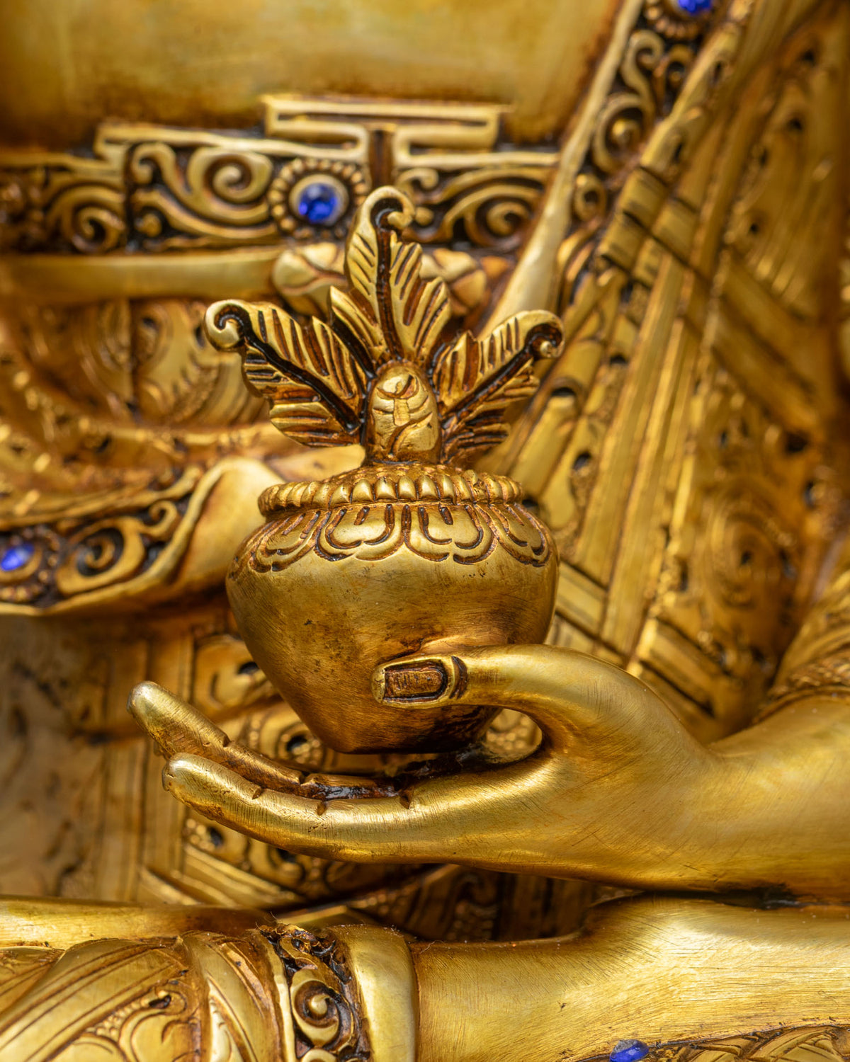 Medicine Buddha Statue – Master of Healing & Spiritual Well-Being
