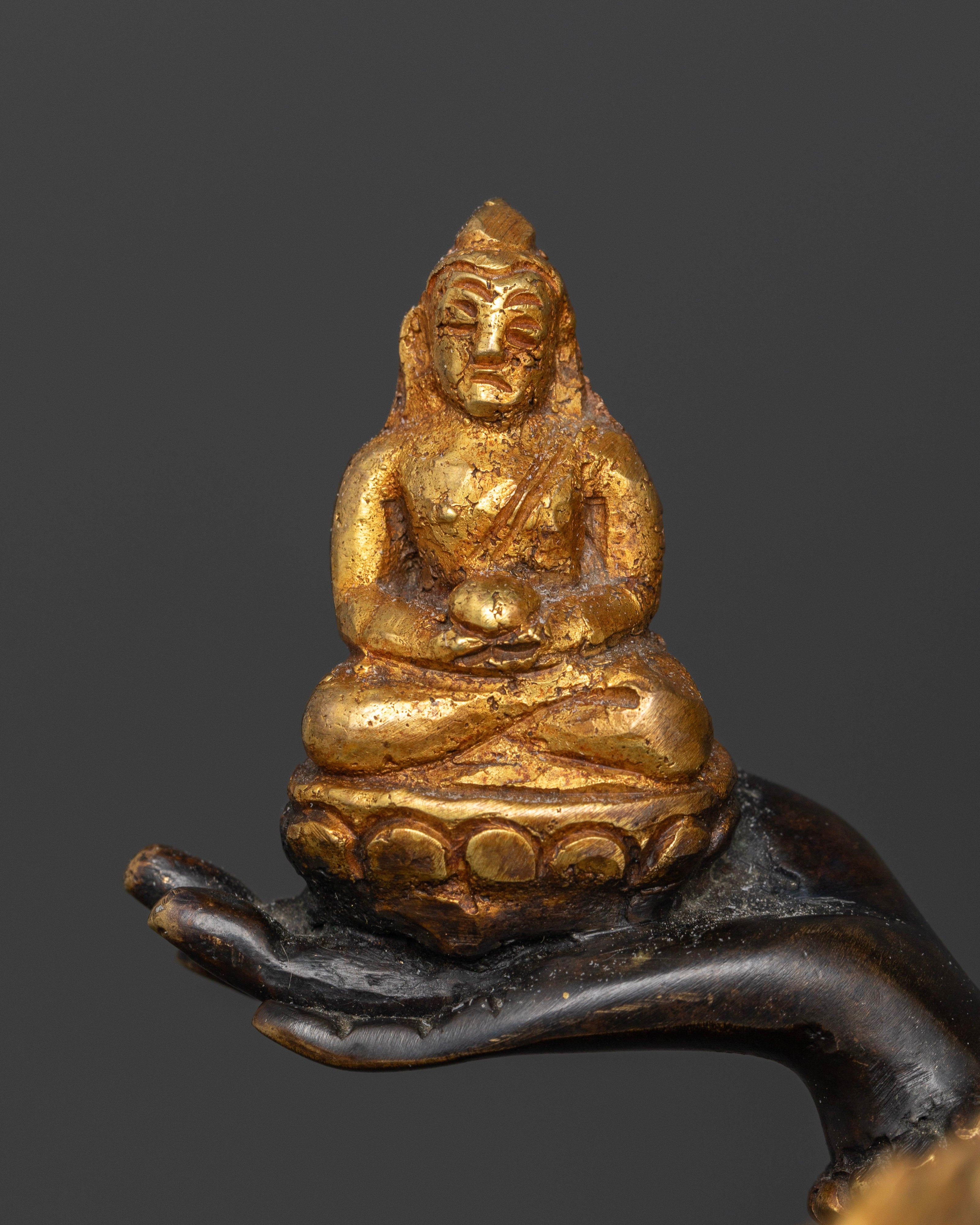 Namgyalma: The Golden-Faced Protector of Timeless Triumph