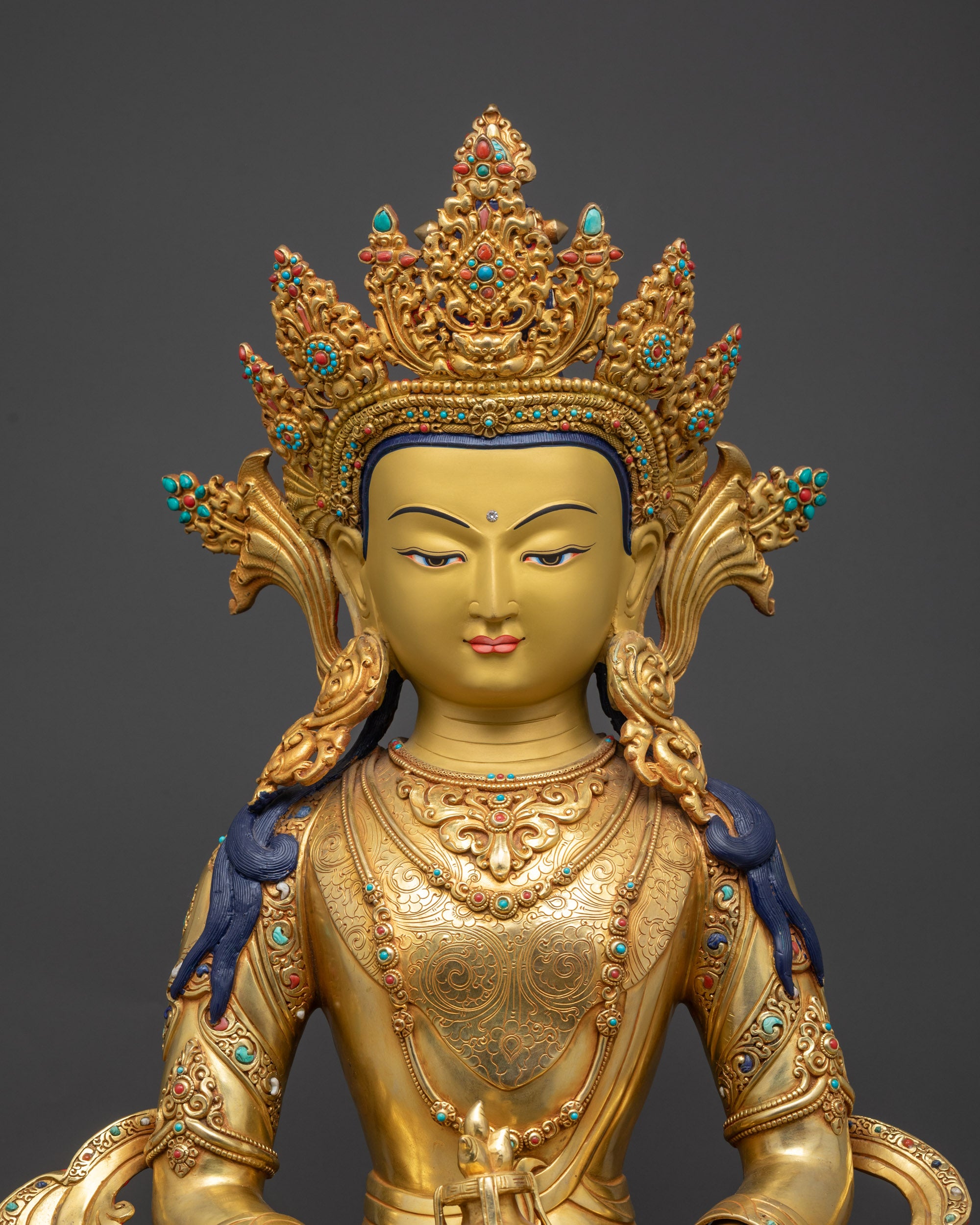 Regular close up handcrafted Amitayus Buddha with gold fire-gilding and sacred vase