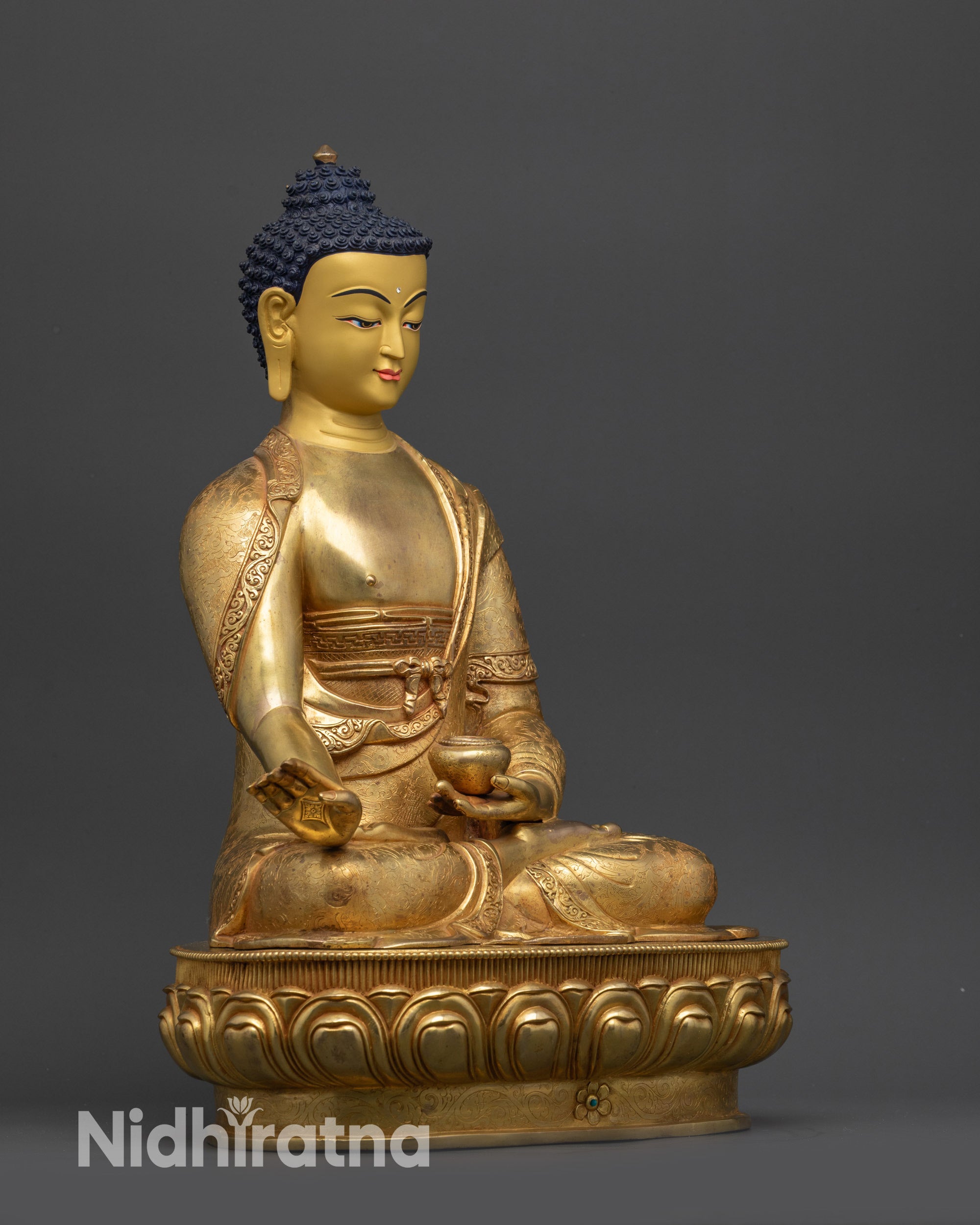 Right view side of Suparakirtita Namasri Buddha seated in meditation on lotus seat