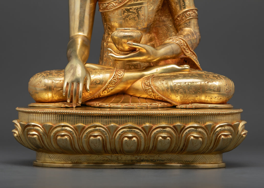 Himalayan Shakyamuni Buddha Statue | Traditional Nepalese Craftsmanship