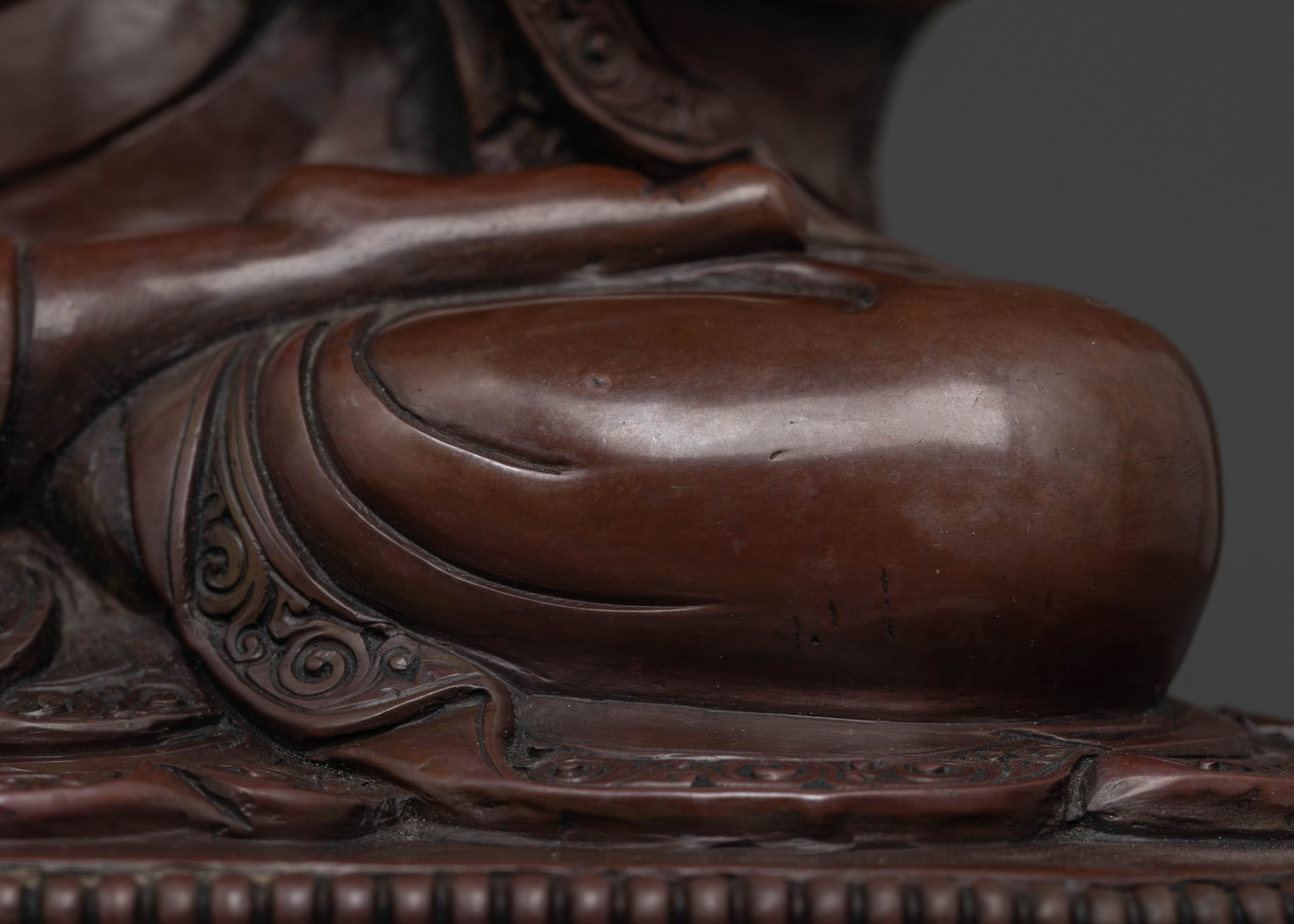 Great Master Tsongkhapa Statue: Ideal for Meditation