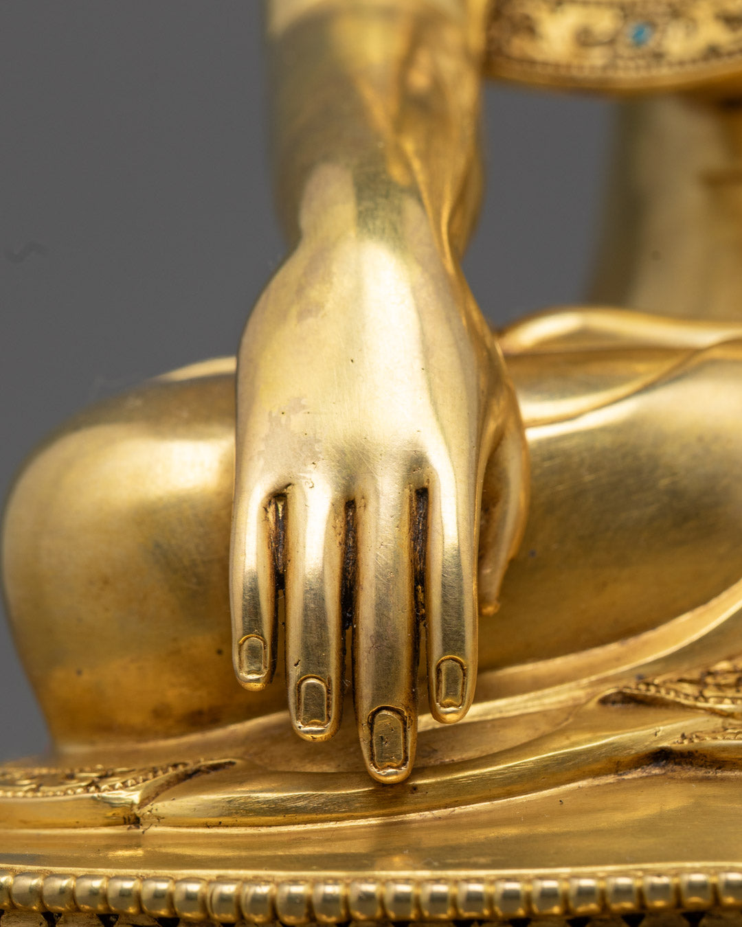 Authentic Shakyamuni Buddha Statue | Handmade Buddhist Art Décor