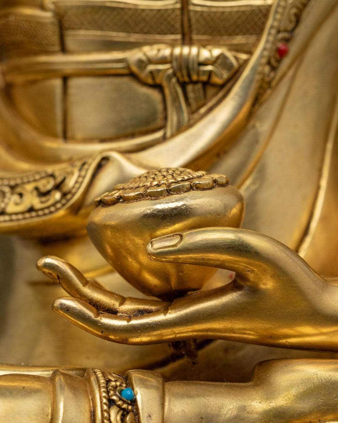 Authentic Shakyamuni Buddha Statue | Handmade Buddhist Art Décor