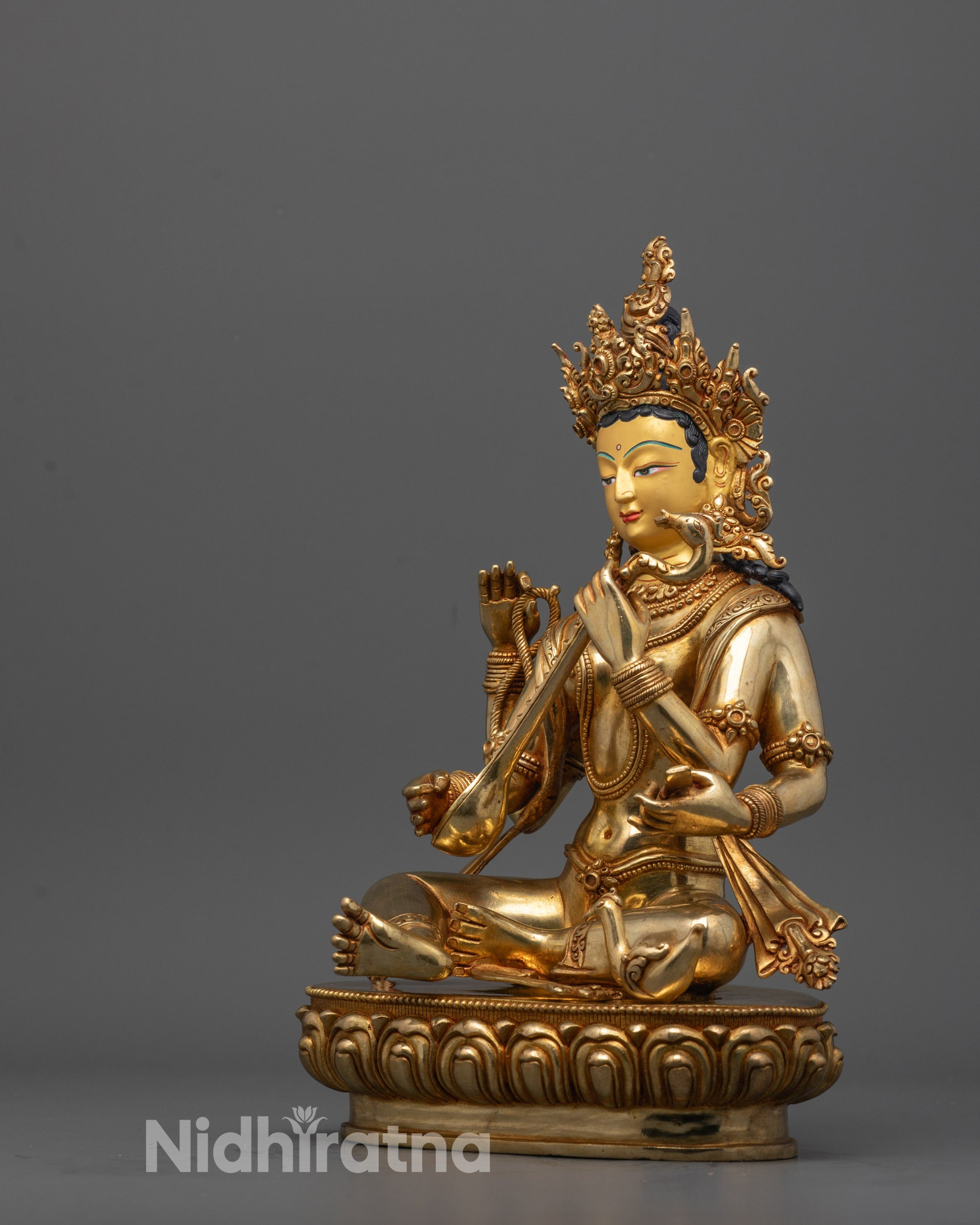 Beautiful Saraswati Maa Statue | Handcrafted Symbol of Creativity