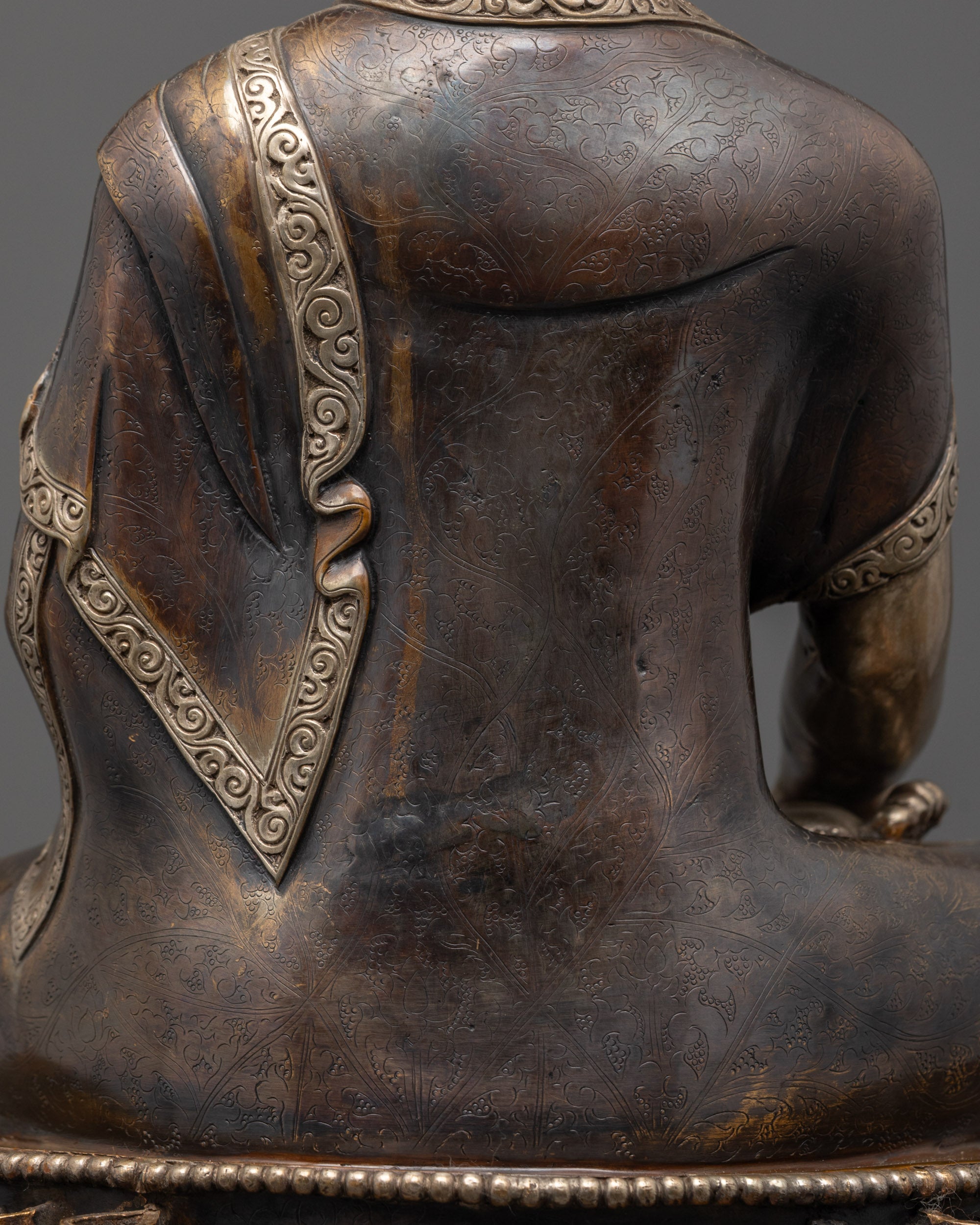 Shakyamuni Buddha with two Disciples Statue