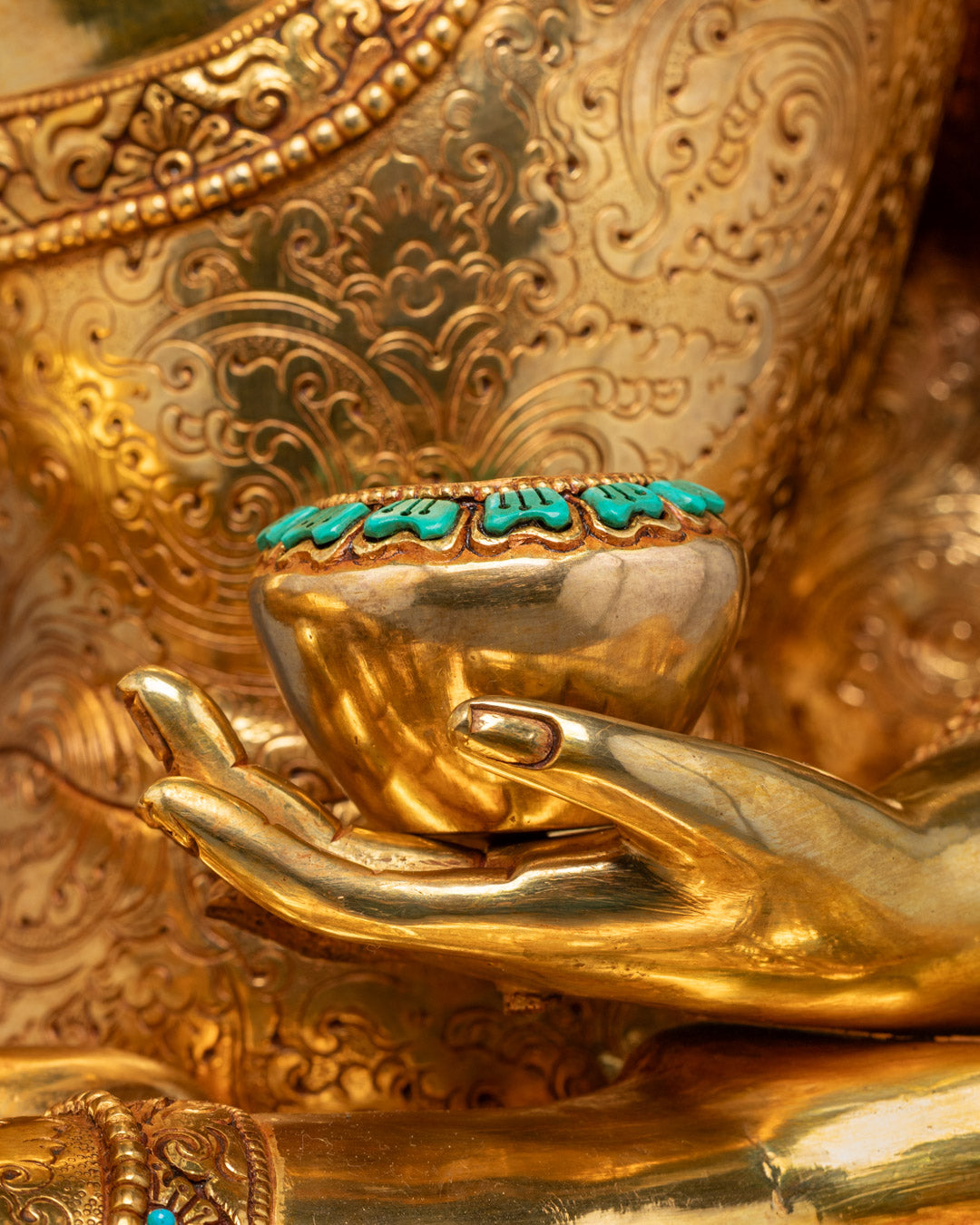 Shakyamuni Buddha Statue | Enlightenment-Inspired Handmade Art