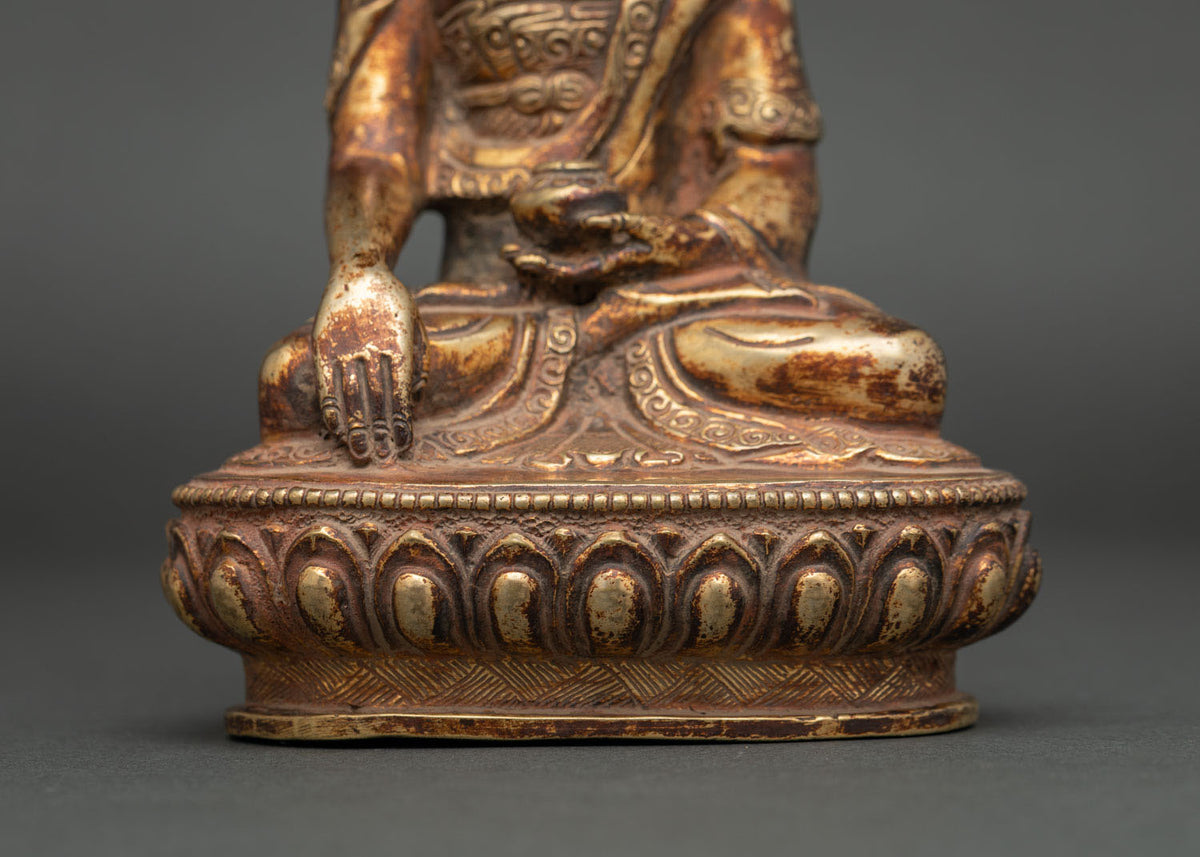 Shakyamuni Buddha Statue