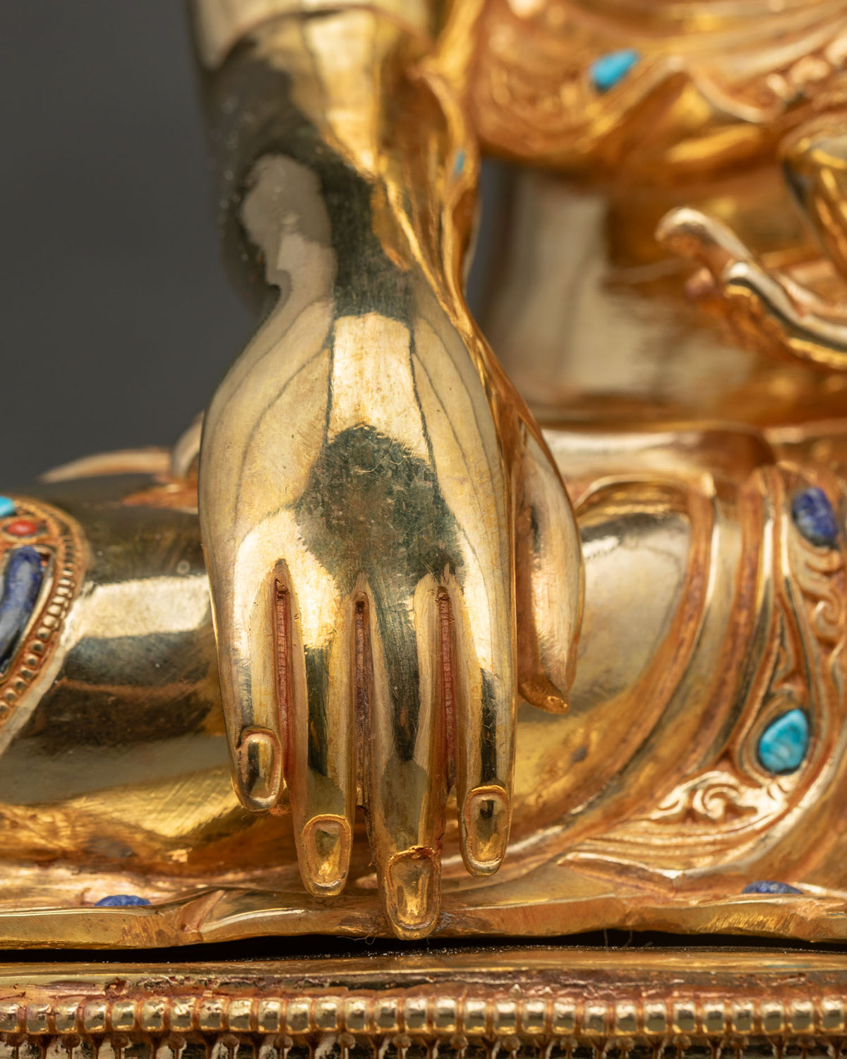 Shakyamuni Buddha Statue | Gold Gilded Copper Buddhist Artwork