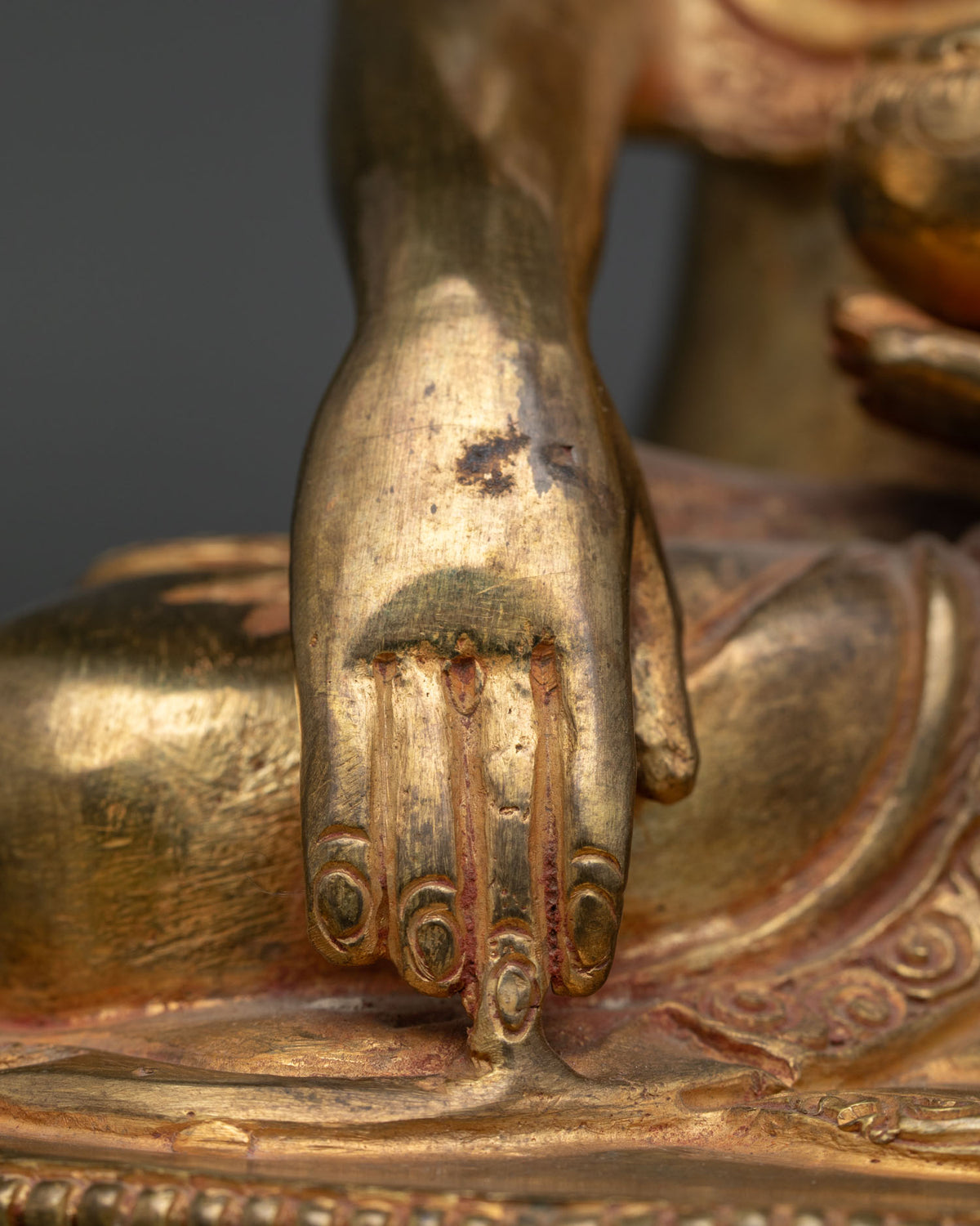 Shakyamuni Buddha Statue | Buddhist Spiritual Practice and Devotion