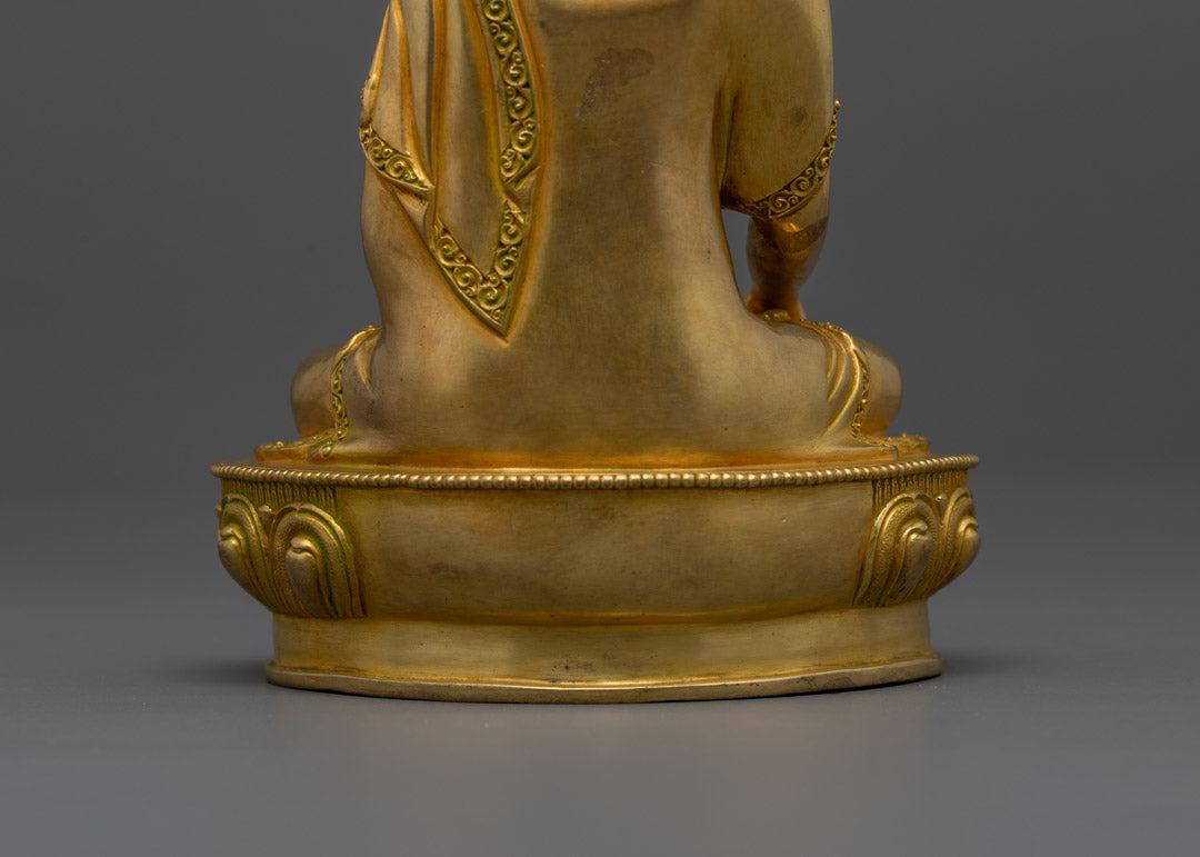 Sakyamuni Buddha Statue – Symbol of Enlightenment and Peace