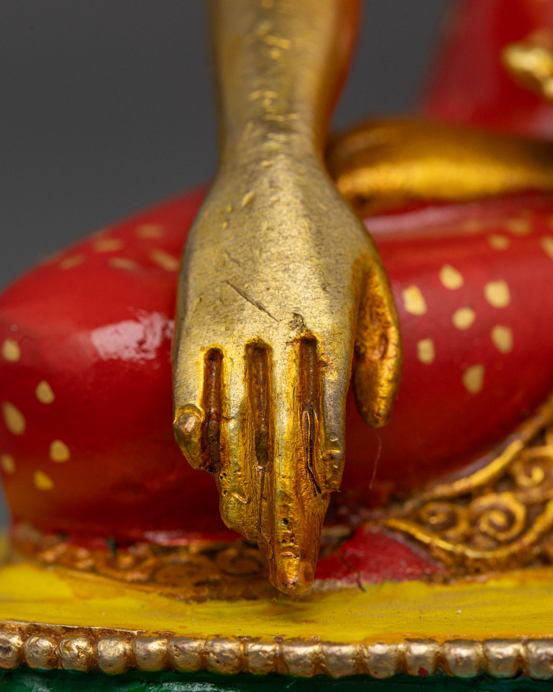 Shakyamuni Buddha Sculpture | A Sacred Symbol of Enlightenment