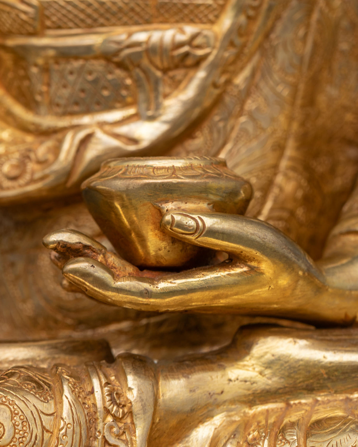 Shakyamuni Buddha Statue | Symbol of Wisdom & Enlightenment