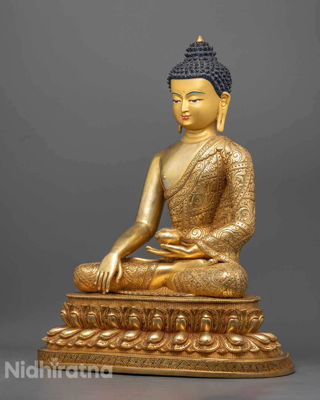 Shakyamuni Buddha Statue – Handcrafted 24K Gold-Gilded Tibetan Sculpture from Nepal