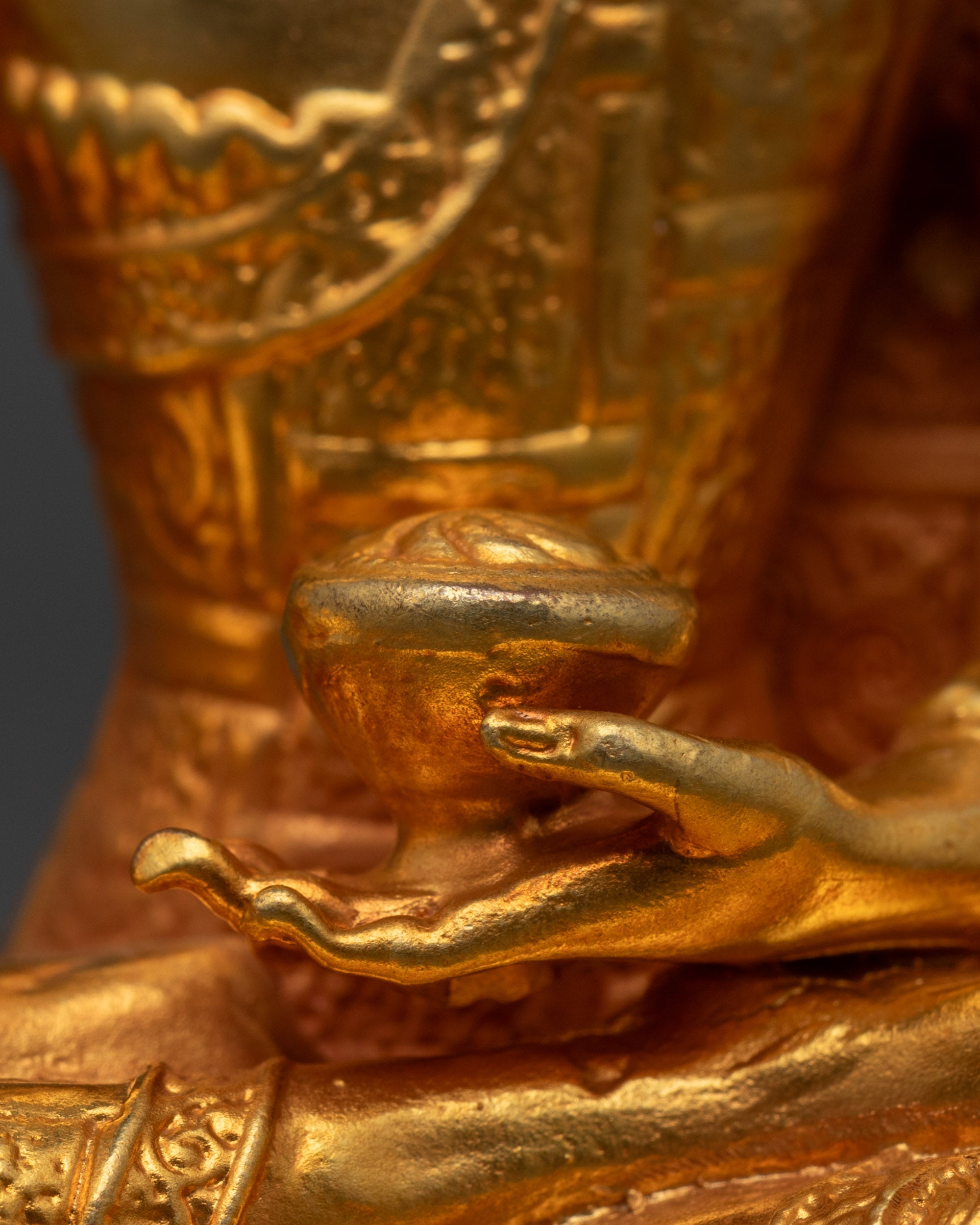 Nepalese Machine-Made Shakyamuni Buddha Statue for Meditation