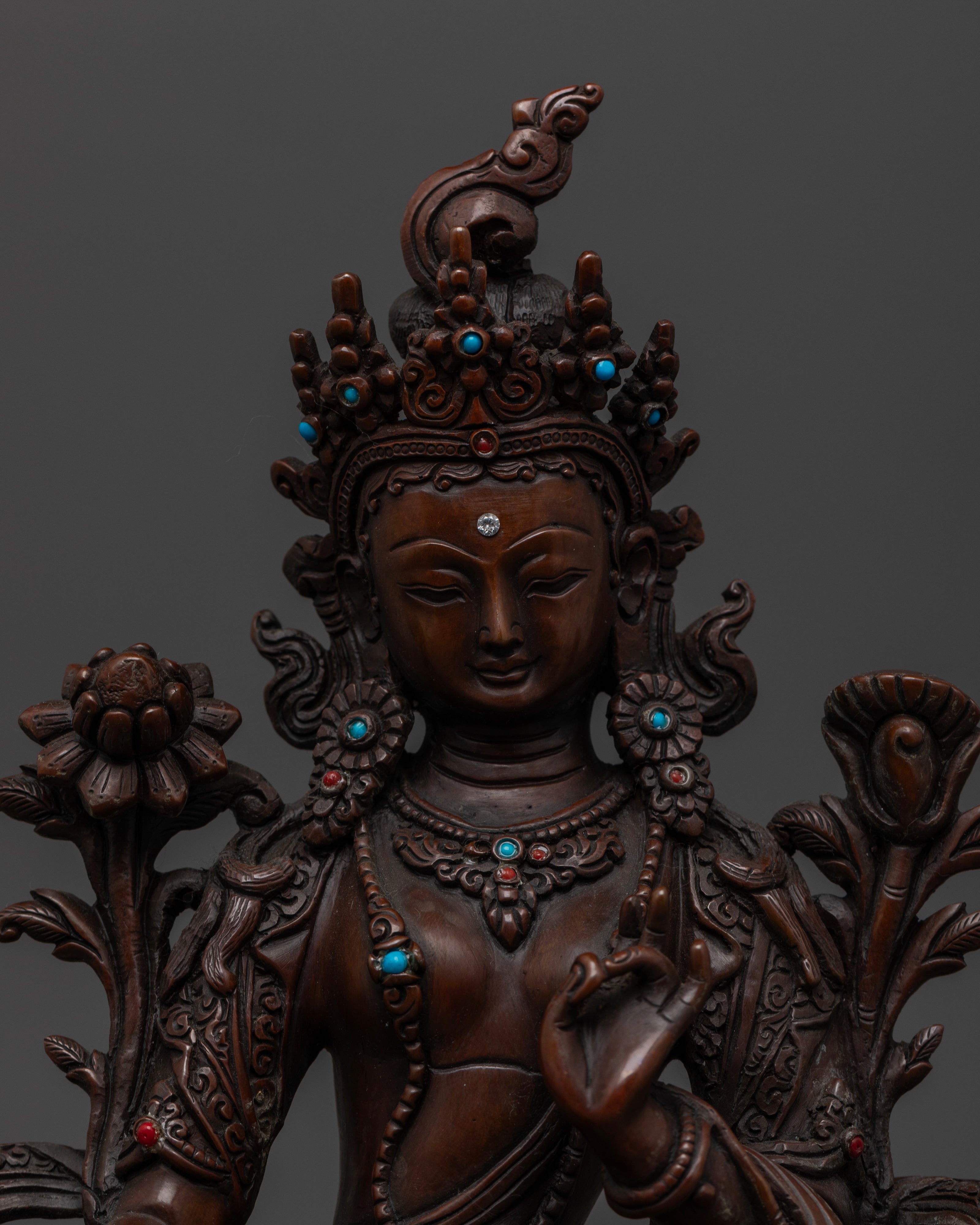 Oxidized Green Tara Statue: Perfect for Meditation