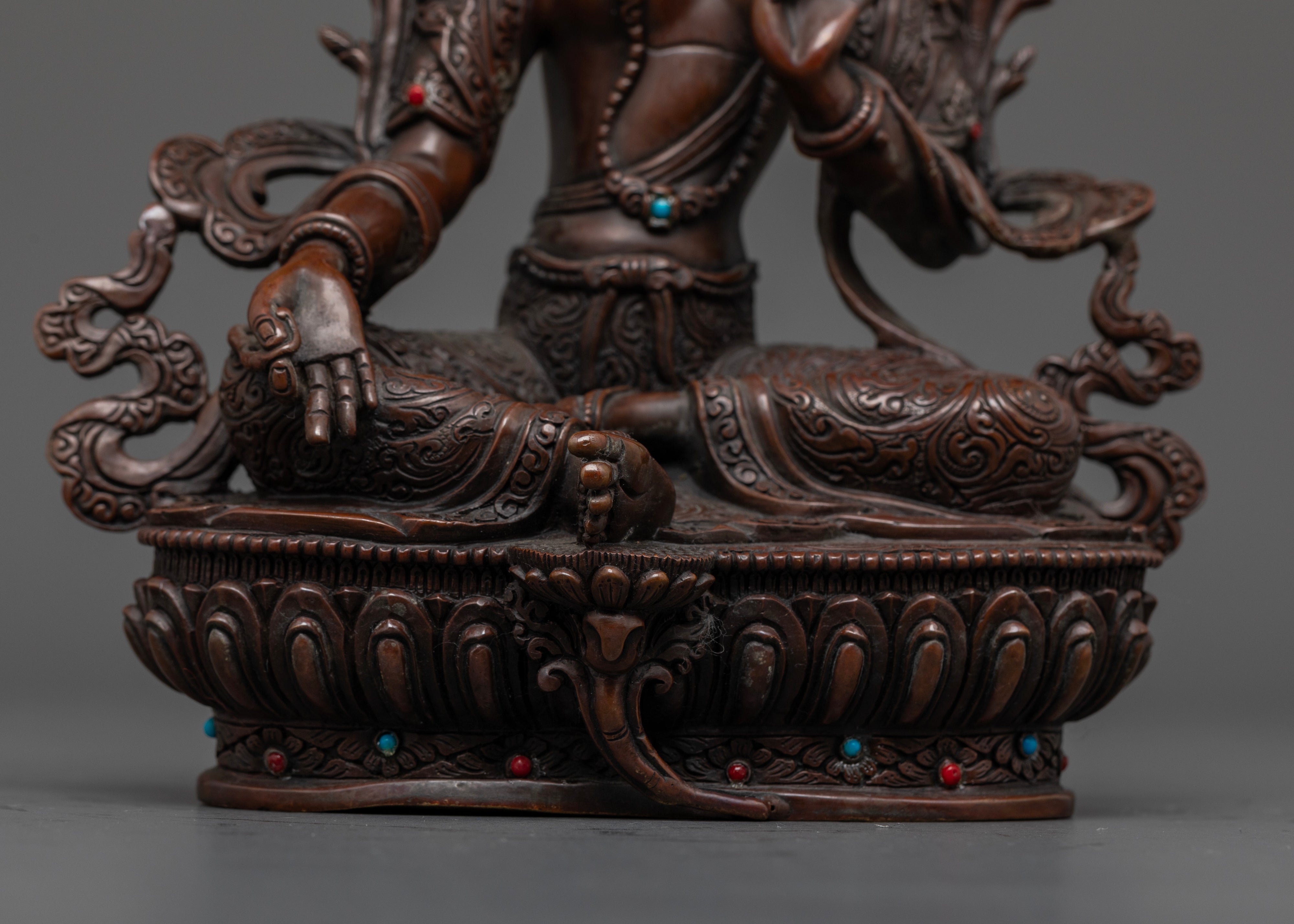 Oxidized Green Tara Statue: Perfect for Meditation