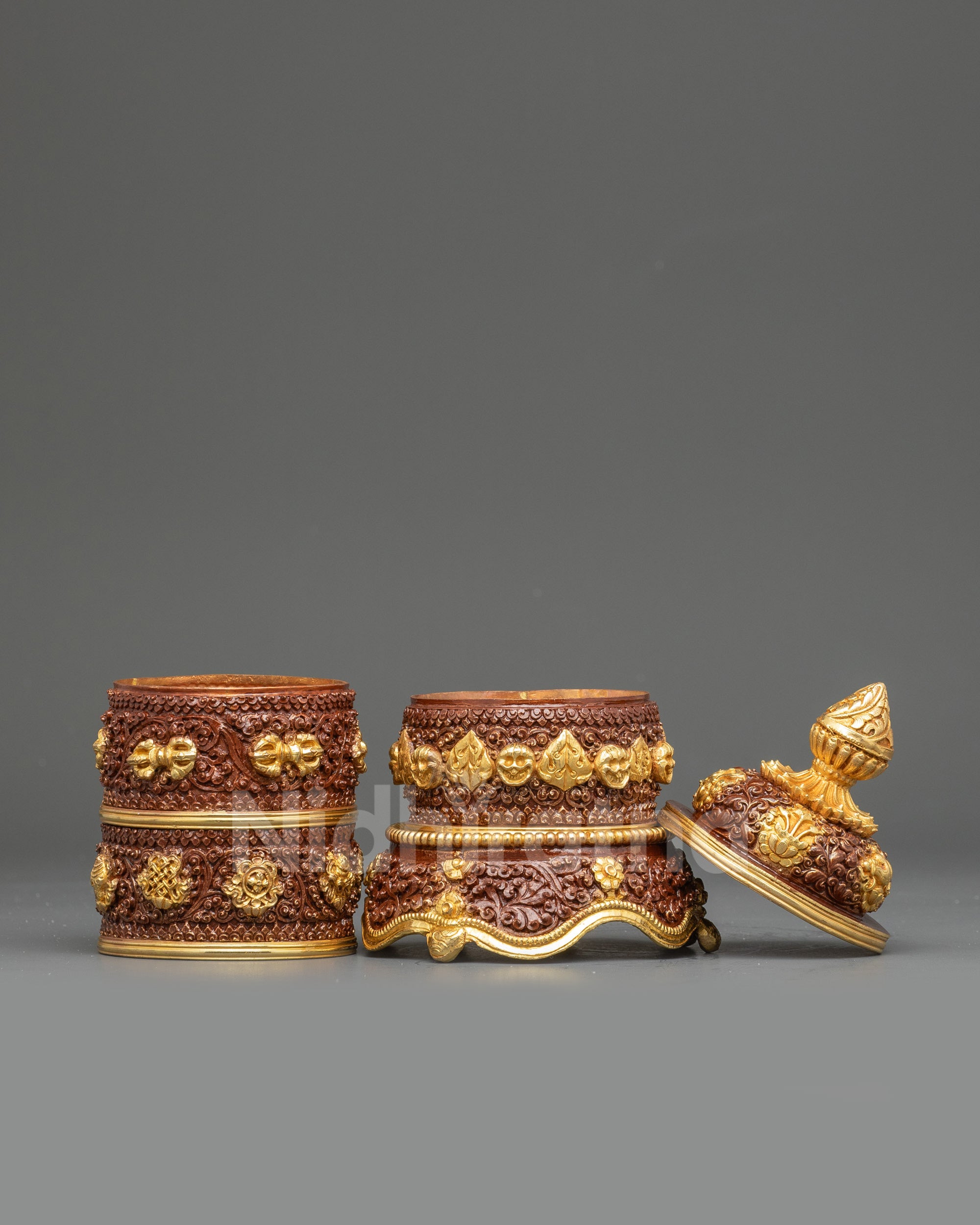 Side view of Tibetan rice pot on three-sided uplifting pedestal